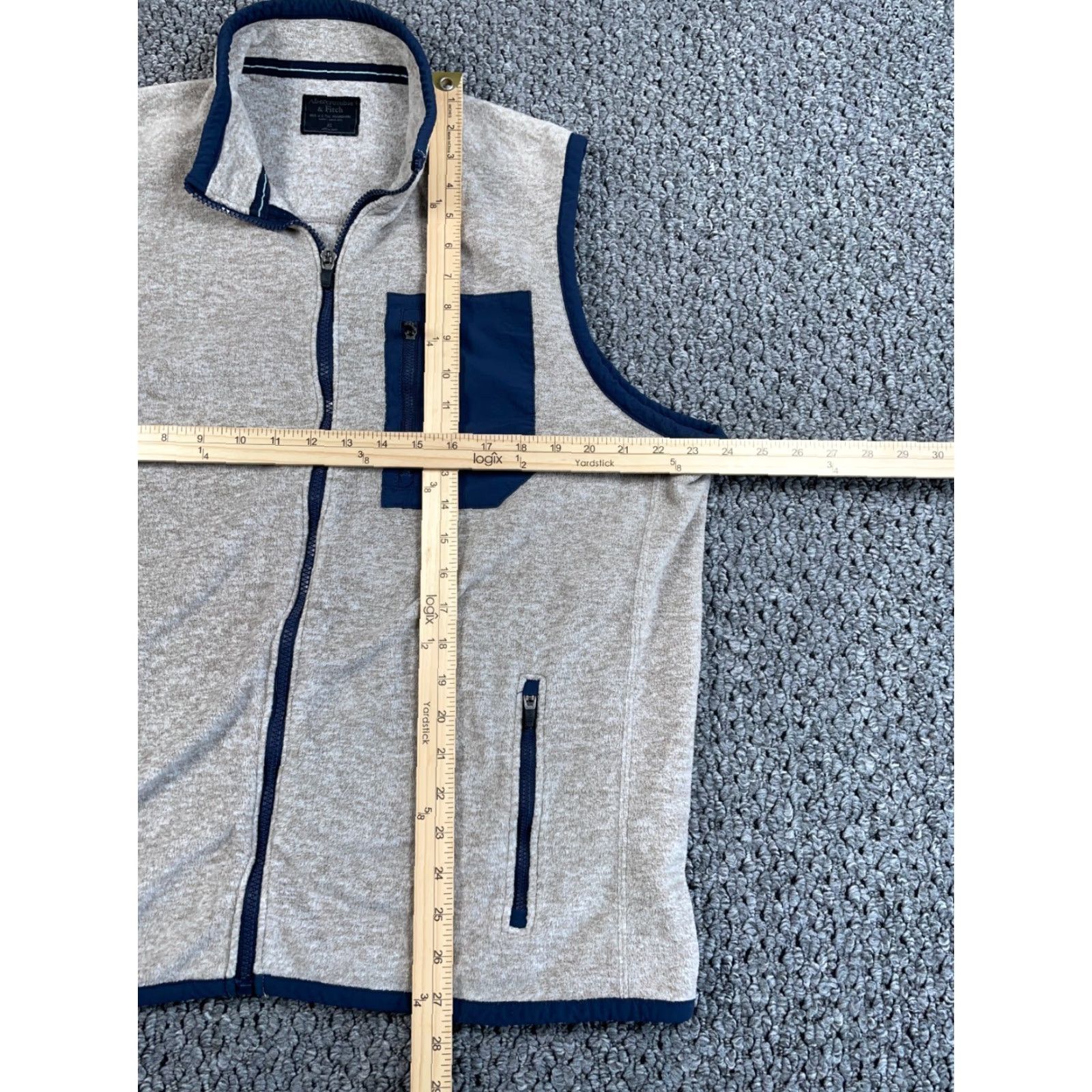 Abercrombie & Fitch Abercrombie & Fitch Zip Fleece Vest XL Beige Dark Blue Outdoor Hiking Size US XL / EU 56 / 4 - 5 Thumbnail