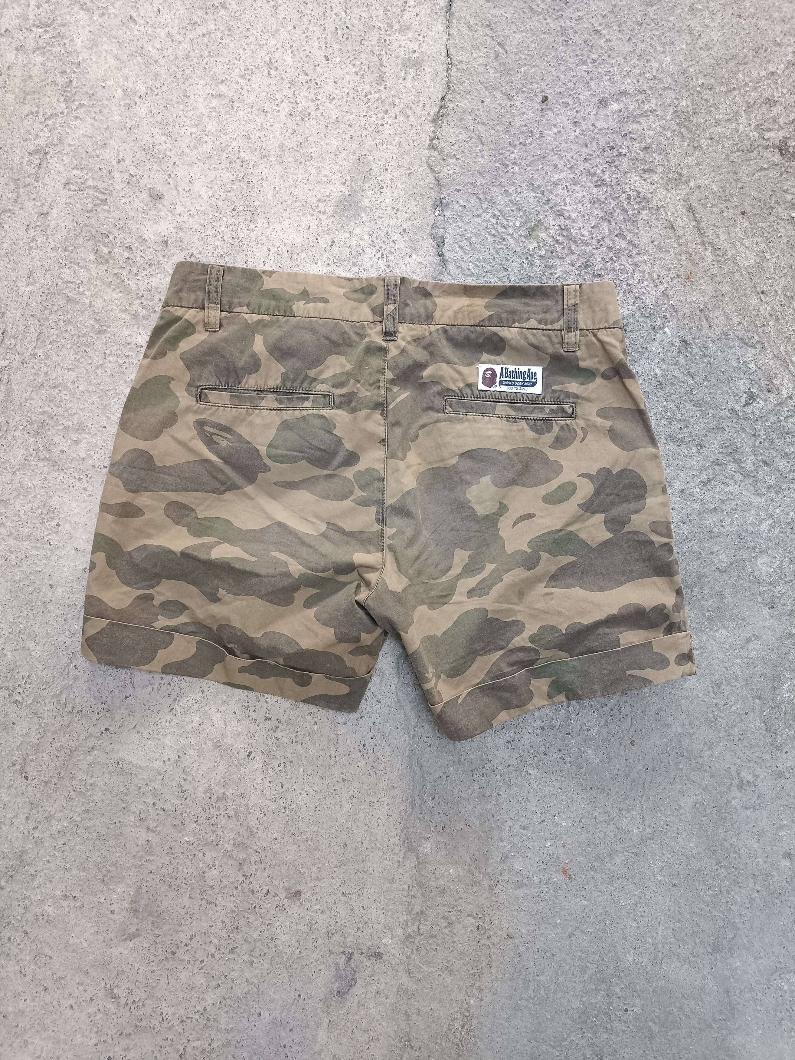 Bape 1st Camo Shorts Size 30" / US 8 / IT 44 - 2 Thumbnail