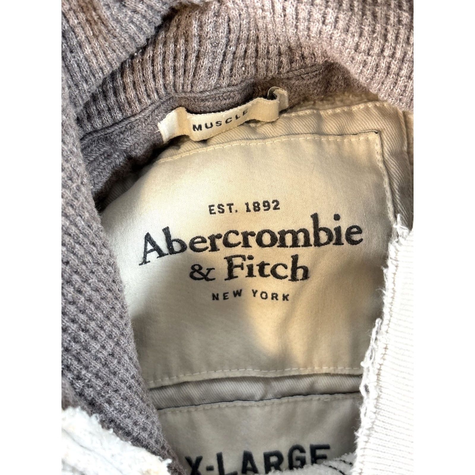 Abercrombie & Fitch VINTAGE Abercrombie & Fitch Hoodie Mens XL Zip Thermal Muscle Distressed White Full Zip Hooded Pockets Logo Zipper Size US XL / EU 56 / 4 - 5 Thumbnail