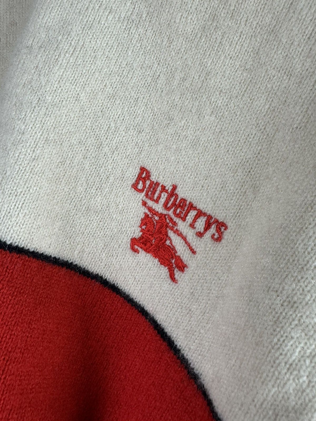 Designer × Vintage Burberrys Wool Sweater vintage Luxury size S Size US S / EU 44-46 / 1 - 10 Thumbnail