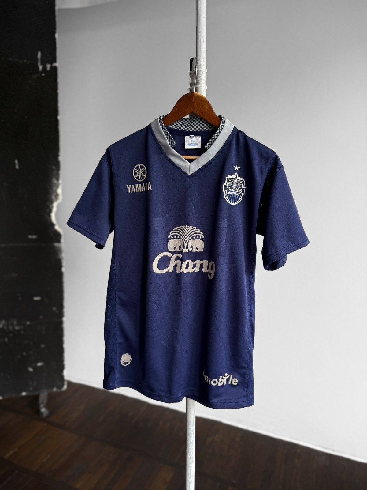 Vintage Yamaha Buriram United Mens Blue Vintage Soccer Jersey Size US M / EU 48-50 / 2 - 1 Thumbnail