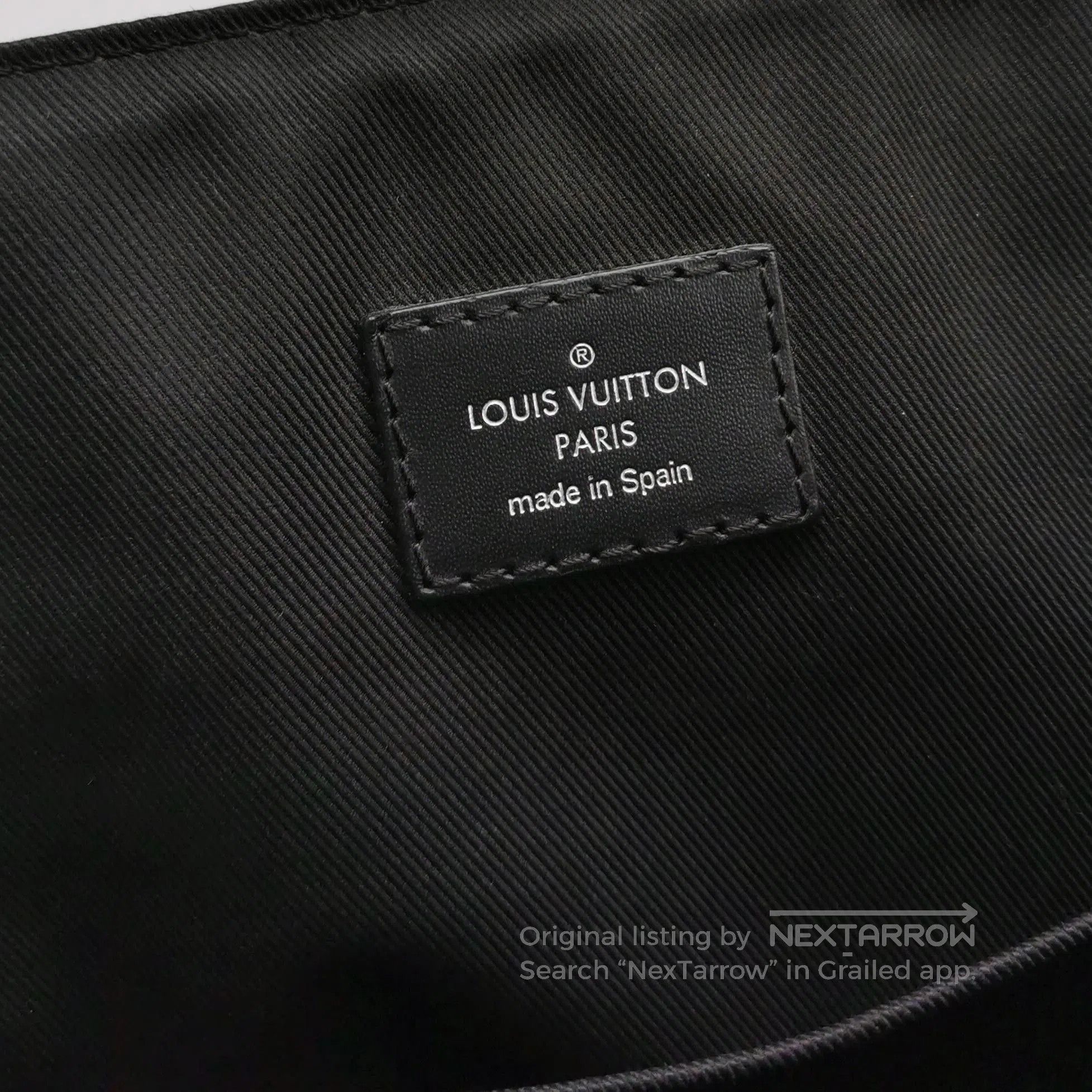 Louis Vuitton Louis Vuitton District Small Monogram Crossbody Bag. Size ONE SIZE - 8 Thumbnail