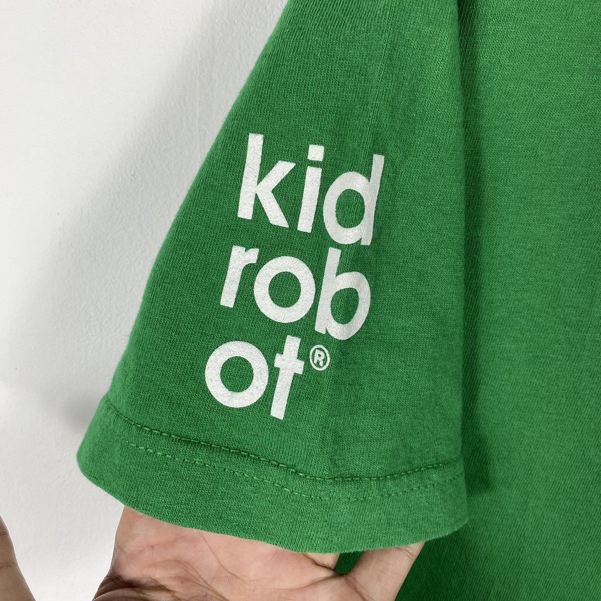 Kid Robot Vintage 00's KID ROBOT MUNNY World Toys Graphic Tee Size US L / EU 52-54 / 3 - 4 Thumbnail