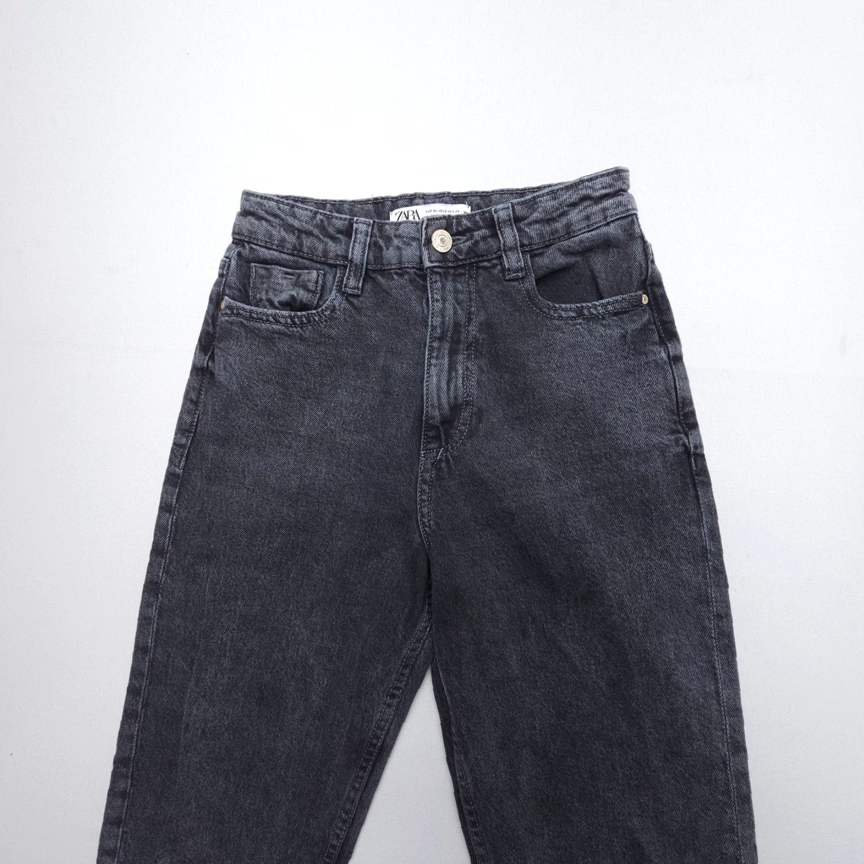 Zara Zara High Rise Mom Jeans Size 2 Black Denim Dark Wash Inseam 27" Regular 5-Pocket Logo Button Women Jeans Size 26" / US 2 / IT 38 - 4 Thumbnail