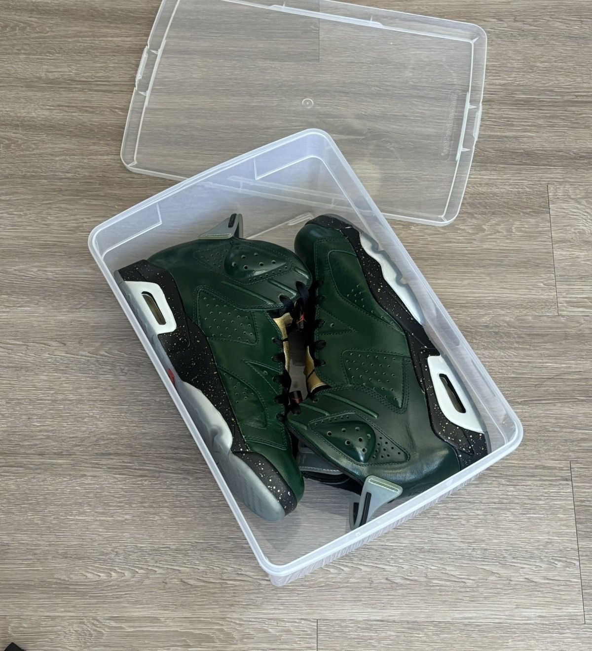 Jordan Brand × Nike Jordan 6 Champagne Size US 9 / EU 42 - 2 Thumbnail