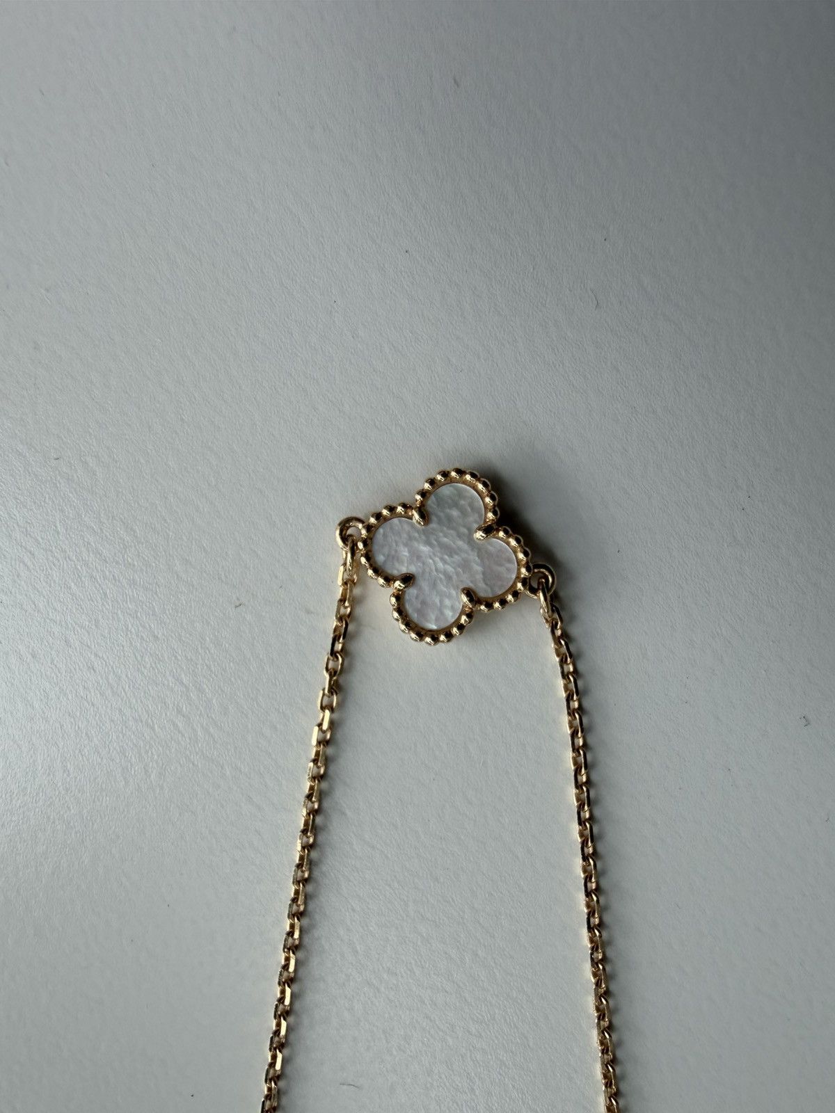 Van Cleef & Arpels Sweet Alhambra Gold Van Cleef bracelet Size ONE SIZE - 2 Thumbnail