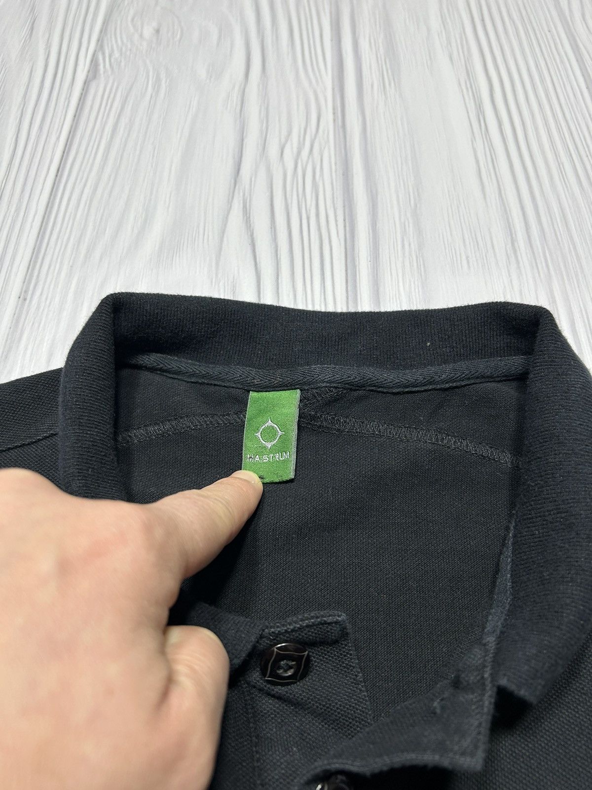 MA.STRUM × Massimo Osti Ma.Strum Logo Black Polo Size US L / EU 52-54 / 3 - 8 Thumbnail