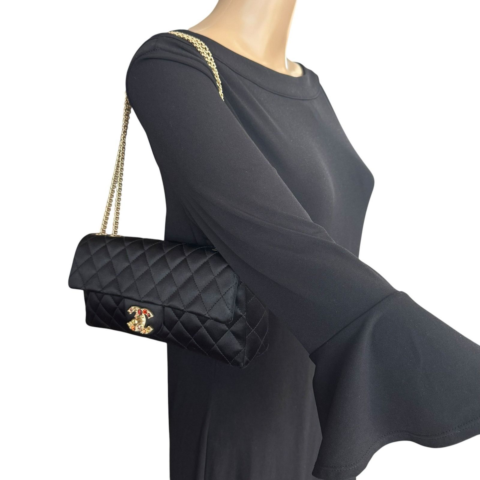 Chanel Chanel CC Jeweled Matelassé East West Flap Bag Size ONE SIZE - 3 Thumbnail