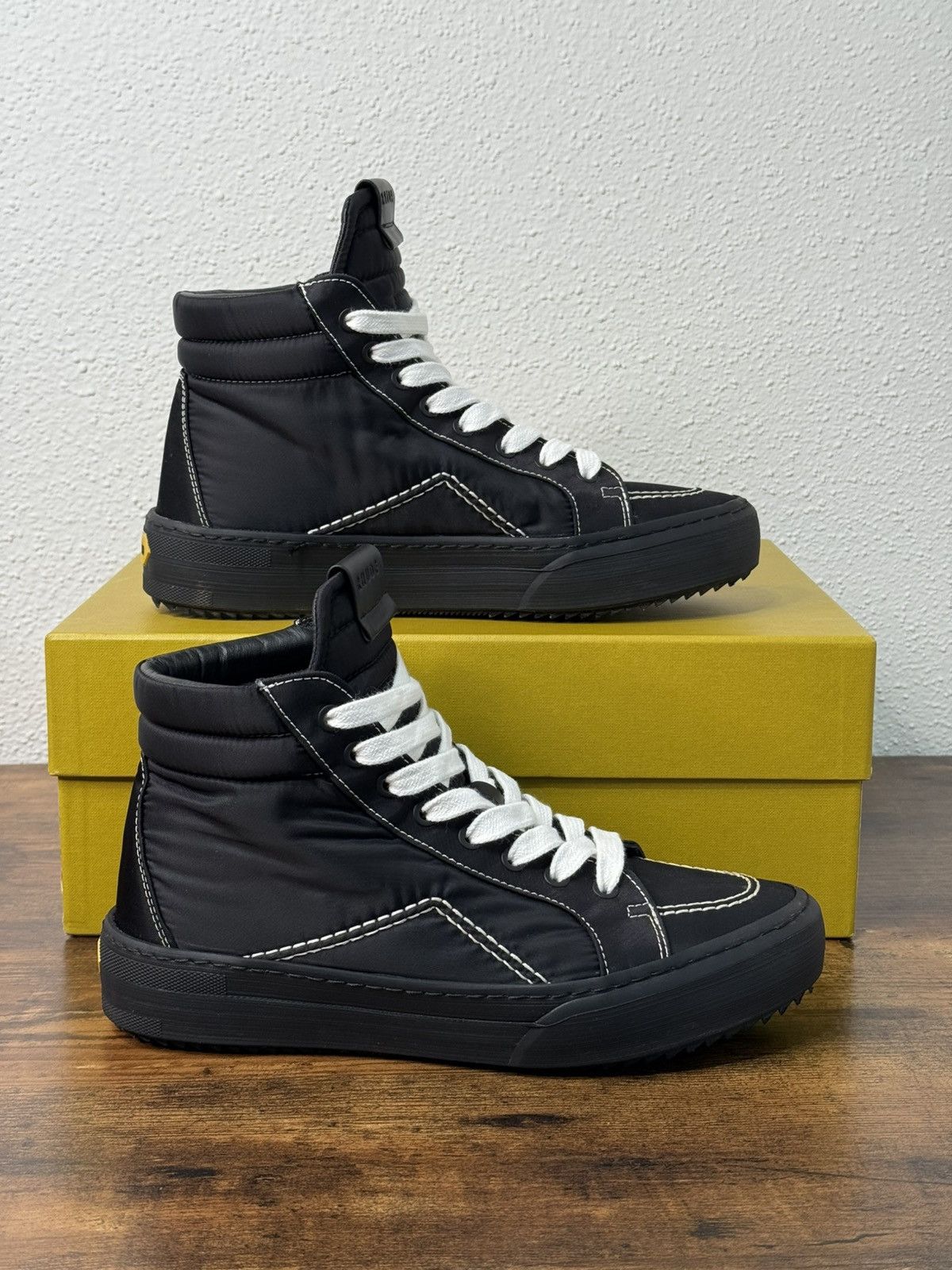 Rhude Rhude V1 High Top Sneakers Size US 8 / EU 41 - 5 Thumbnail