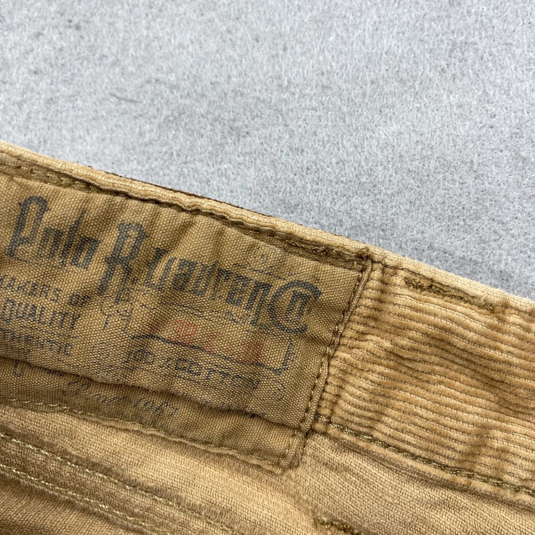 Polo Ralph Lauren Polo Ralph Lauren Pants Mens 38x30 Corduroy Chino Classic Fit Brown Beige Polo Ralph Lauren Pants Mens 38x30 Corduroy Chino Classic Fit Brown Beige Size US M / EU 48-50 / 2 - 5 Thumbnail