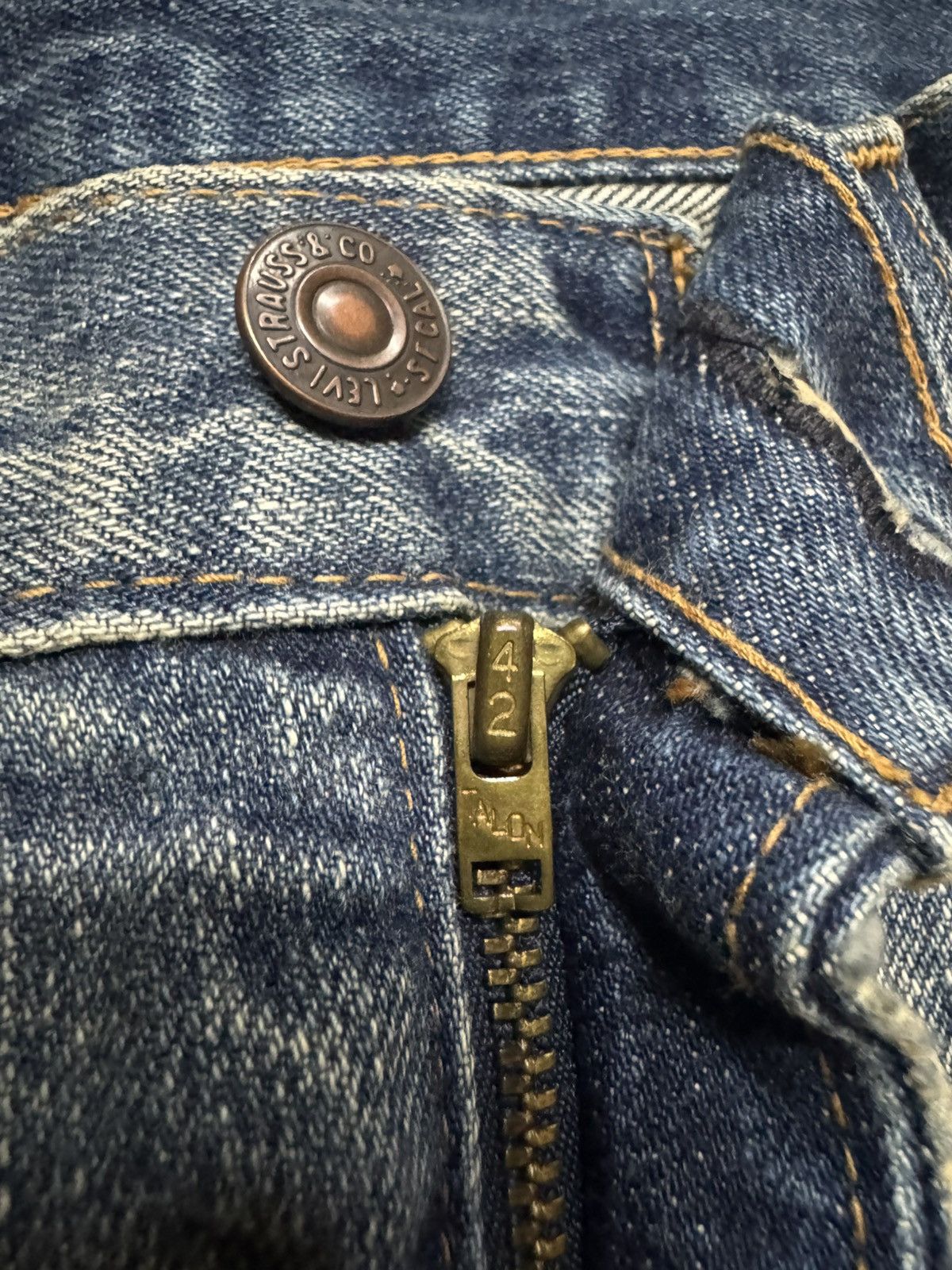 Levi's 💥RARE SELVEDGE💥LEVI'S ( LVC ) 505 BELL BOTTOM BIG E MUDWASH Size US 26 / EU 42 - 11 Thumbnail