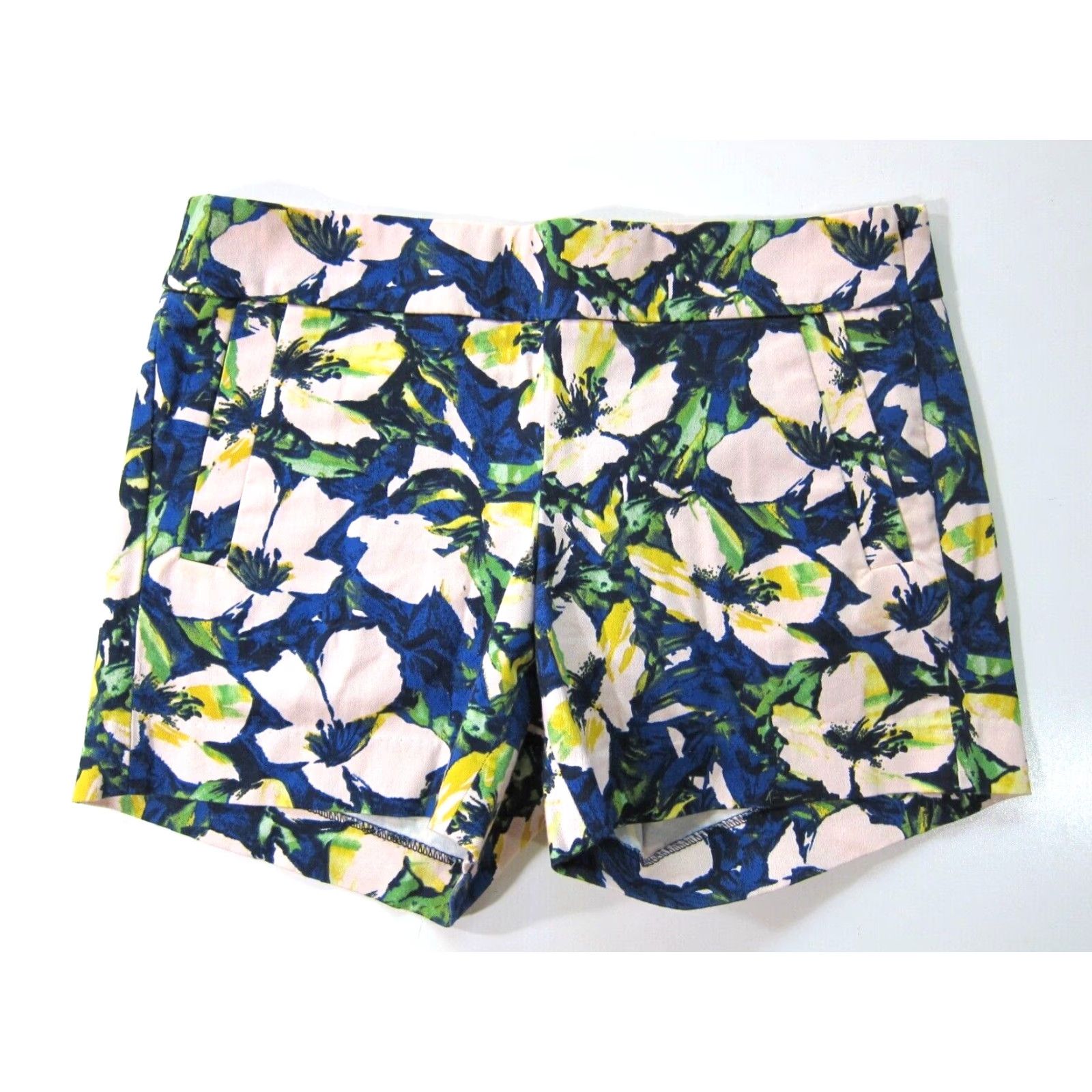 J.Crew J. Crew Cotton Stretch Floral Chino Shorts Blue Yellow Green Women 4/Small Chino Shorts Women 4/Small Blue Green Yellow Floral Cotton Stretch J. Crew Size 27" / US 4 / IT 40 - 2 Thumbnail