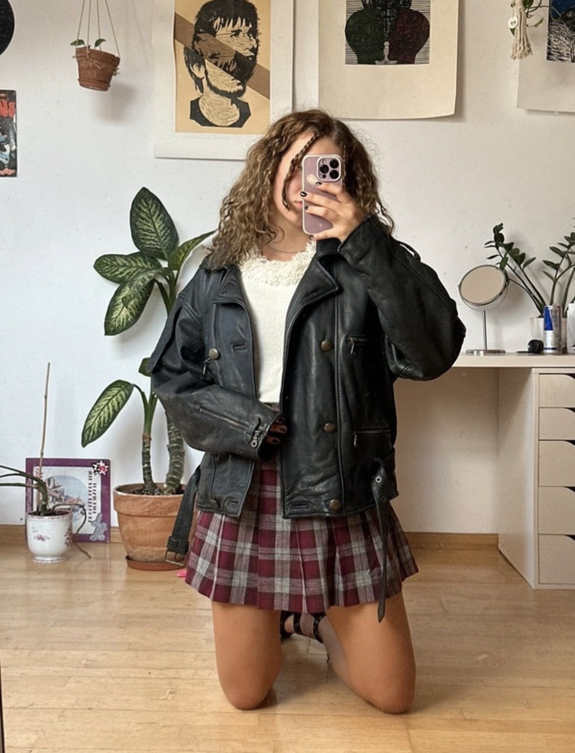 image of Vintage Leather in Black, Women's (Size Medium)