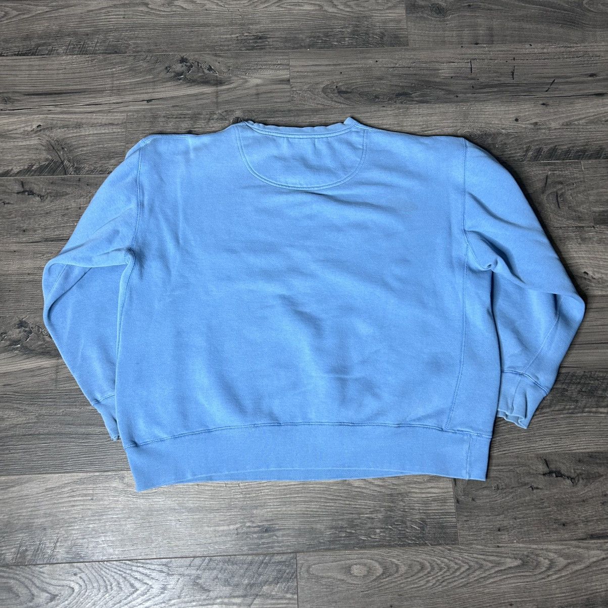 Quiksilver Quiksilver baby blue crewneck sz medium Size US M / EU 48-50 / 2 - 2 Thumbnail