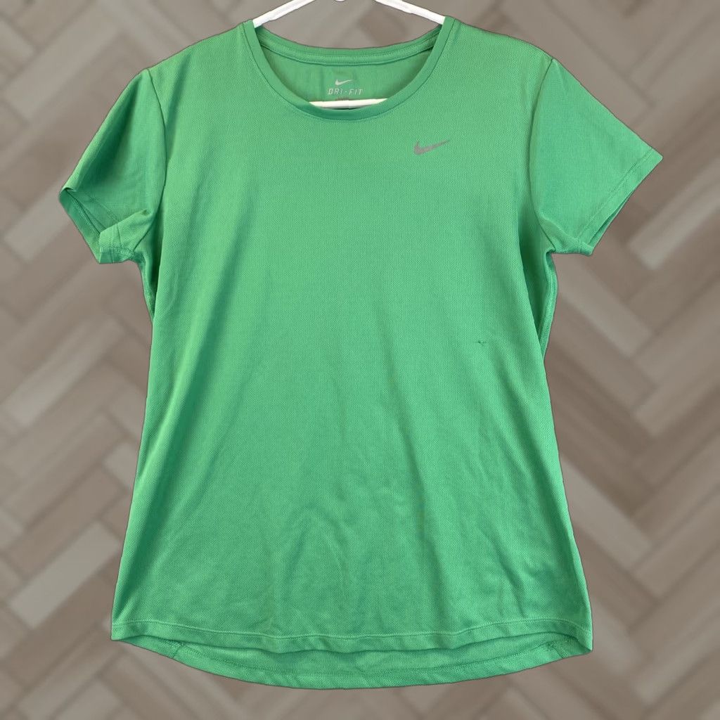 Nike Nike Women’s M Dri-Fit T-Shirt Running Green 55-27 Size M / US 6-8 / IT 42-44 - 1 Thumbnail