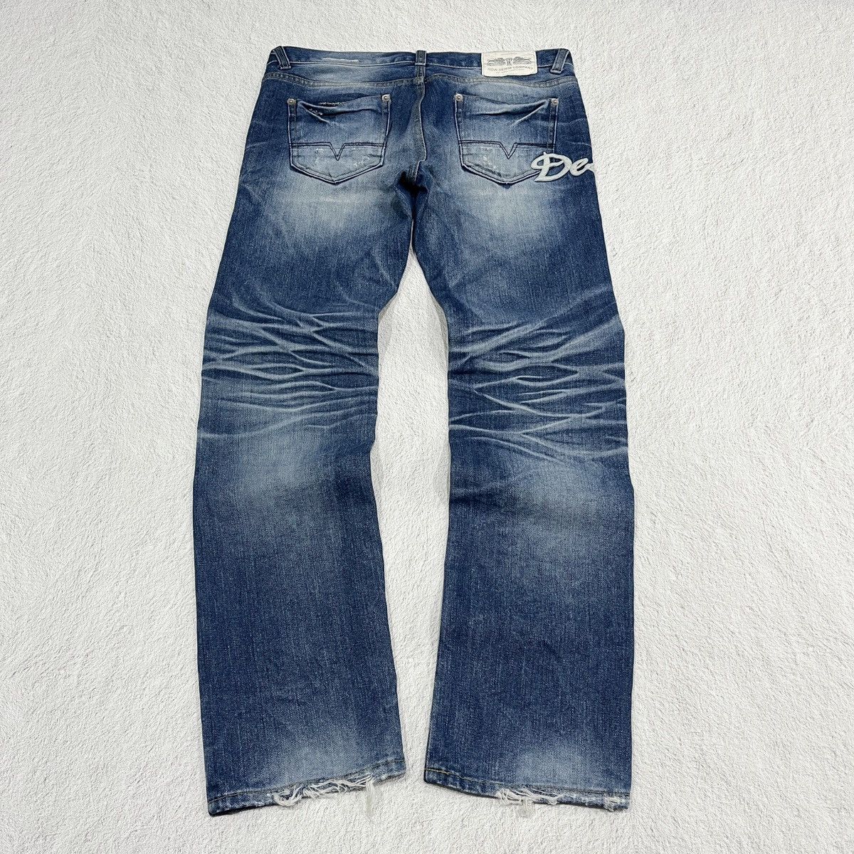 If Six Was Nine × KMRii × Le Grande Bleu (L.G.B.) 2000s HOW DENIM COMPANY DISTRESSED SUPER FADED JEAN Size US 34 / EU 50 - 6 Thumbnail