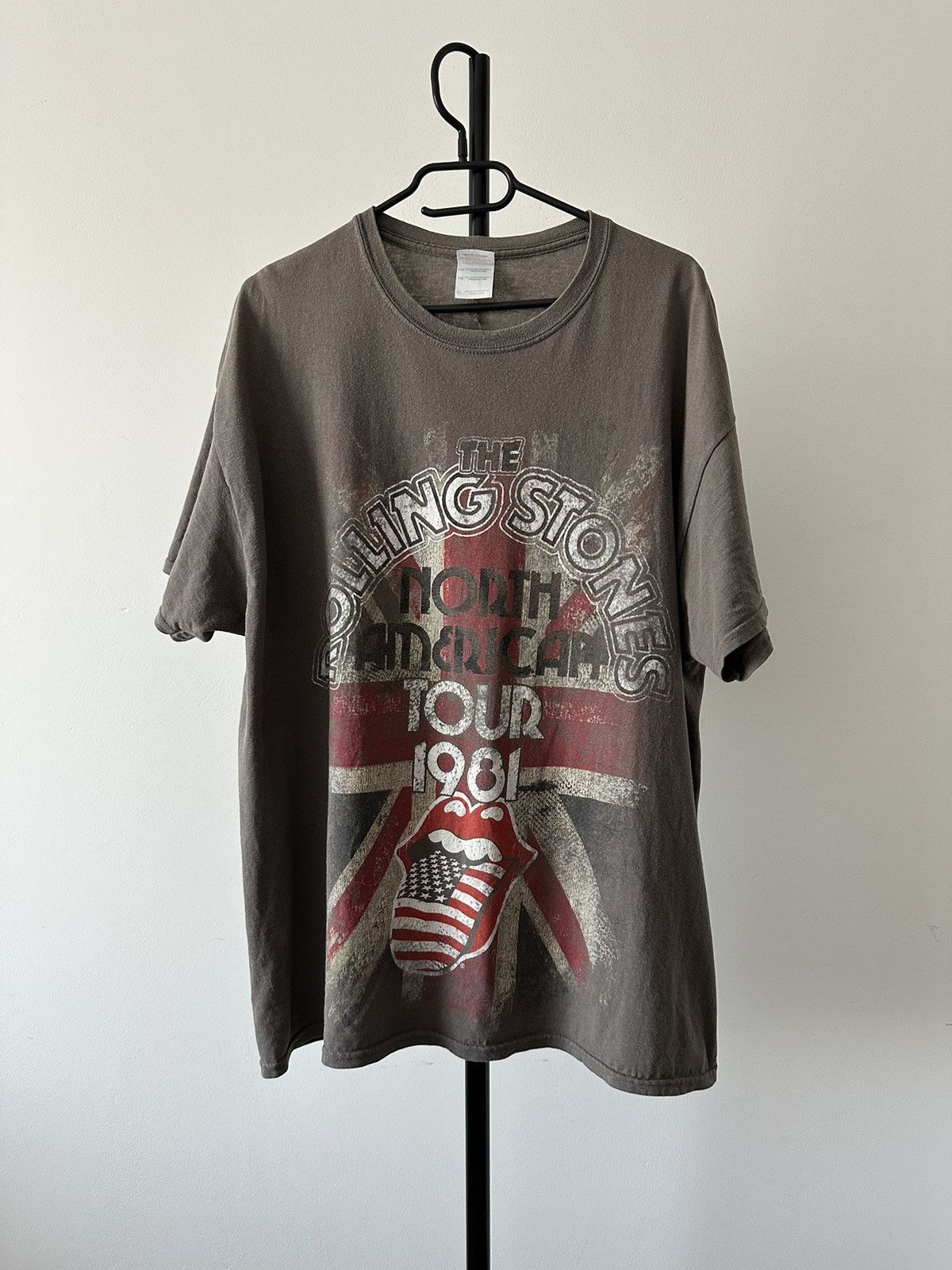 The Rolling Stones 2011 the Rolling Stones reprint tour tee rock band heavy Size US XL / EU 56 / 4 - 1 Thumbnail