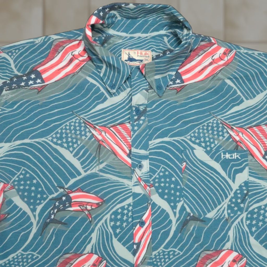 Vintage Huk Shirt Blue Gray American Flag Swordfish Short Sleeve Button Fishing 2XL Size US S / EU 44-46 / 1 - 1 Thumbnail