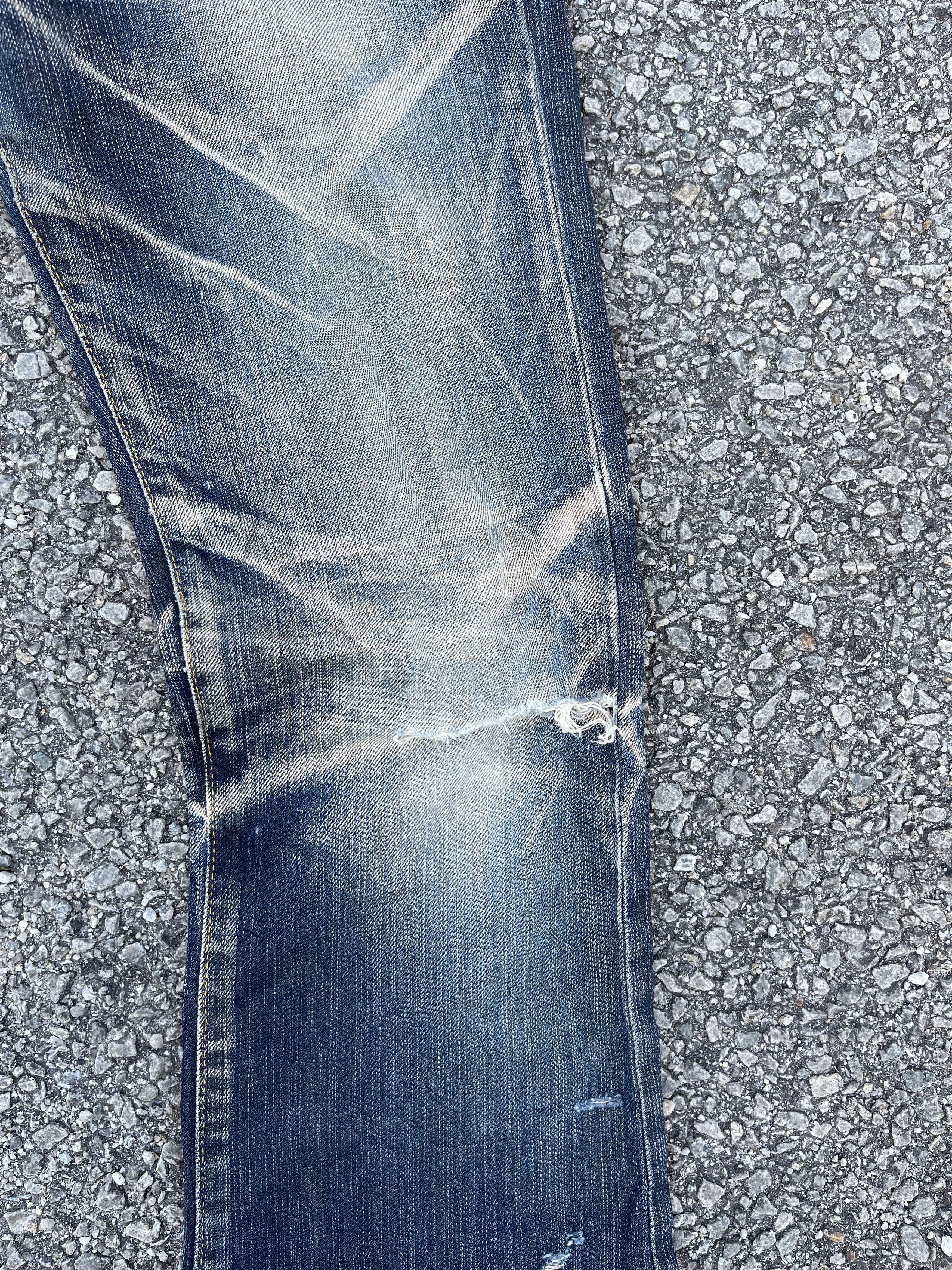 Beauty Beast × If Six Was Nine × Tornado Mart Tornado Mart Knee Ripped Super Flare Jeans Size US 32 / EU 48 - 4 Thumbnail