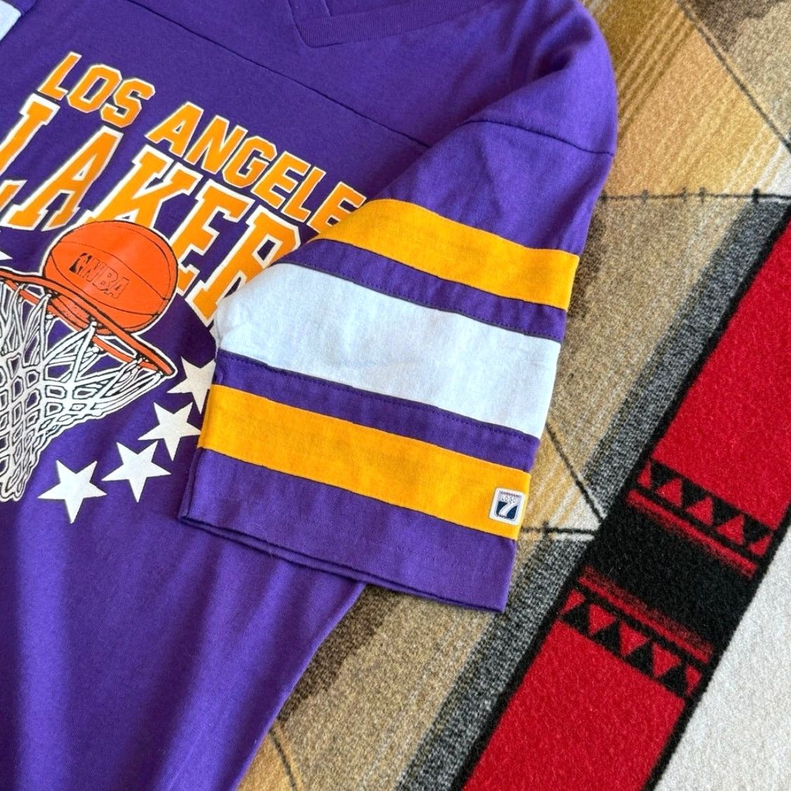 Logo 7 VINTAGE 80s Los Angeles Lakers Logo 7 T-Shirt Size Medium Basketball NBA USA Shirt Mens M Purple 80s Basketball Lakers Logo7 Vintage Size US M / EU 48-50 / 2 - 4 Thumbnail