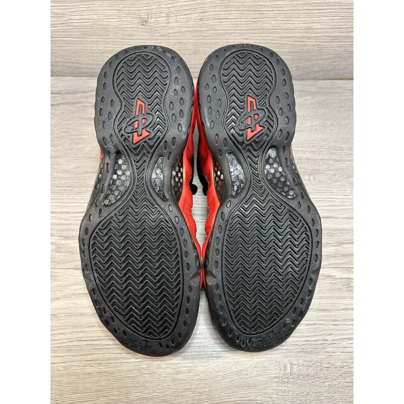 Nike Nike Air Foamposite One Habanero Red - Size 10.5 Size US 10.5 / EU 43-44 - 6 Thumbnail
