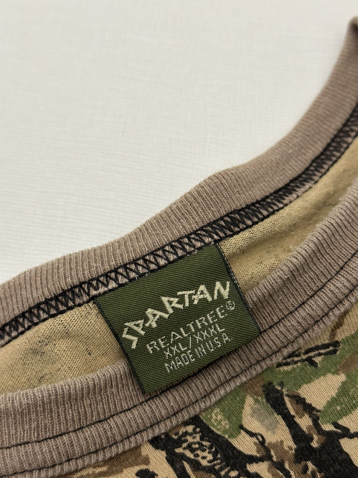 Realtree Vintage Spartan Realtree Pocket T-Shirt Mens XXL Hunting Size US XXL / EU 58 / 5 - 6 Thumbnail