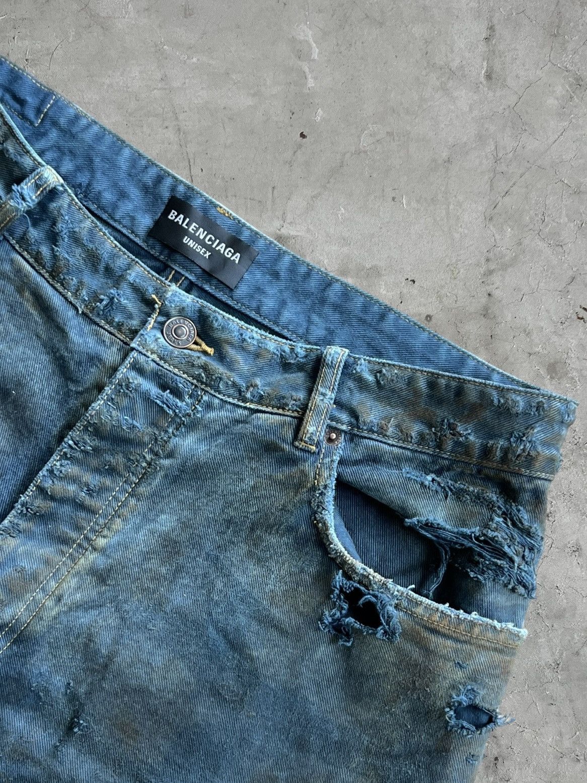 Balenciaga Balenciaga Mud Super Destroyed Jeans Size US 34 / EU 50 - 6 Thumbnail