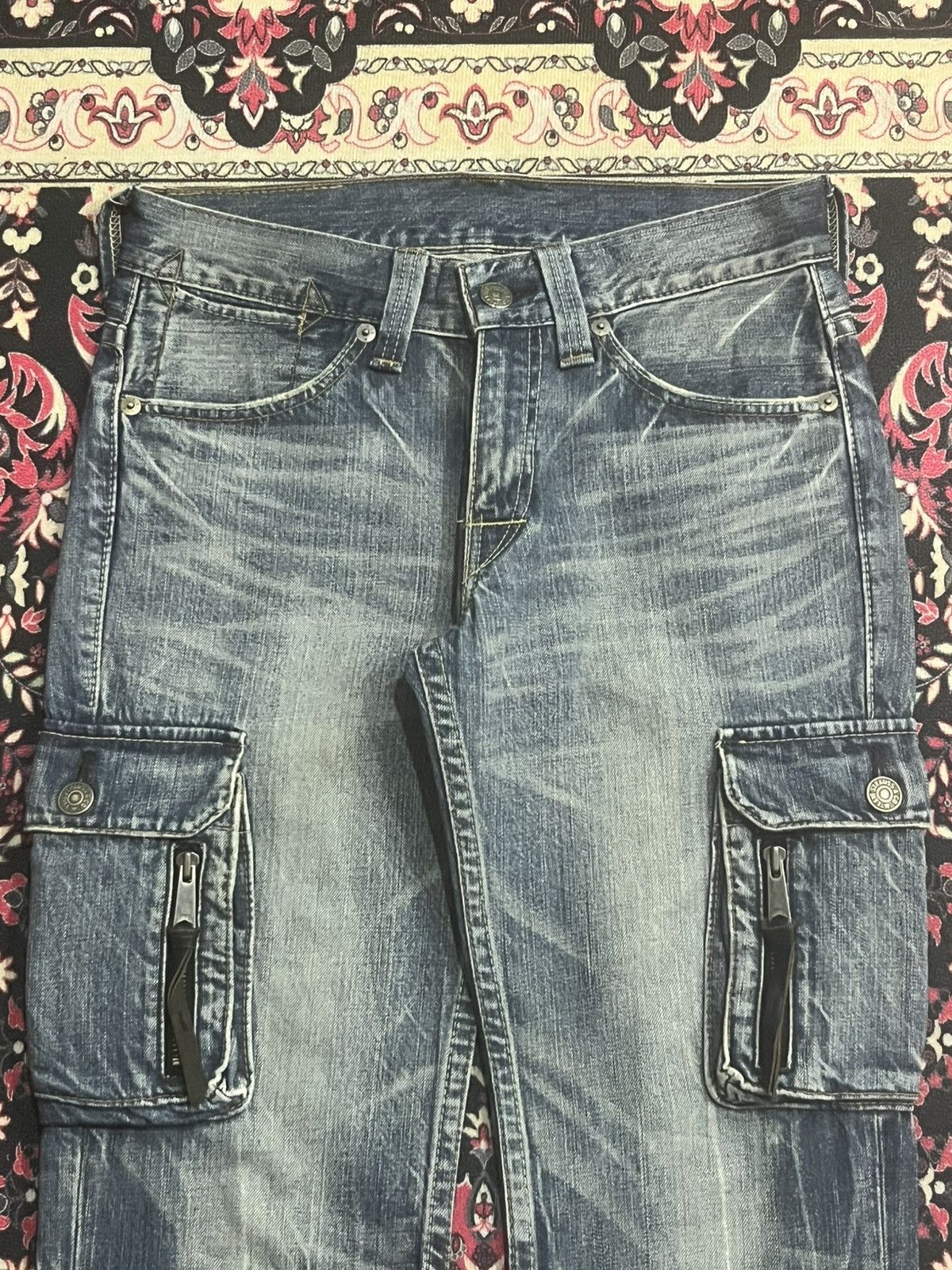 Levi's Levi’s 507 Japan Alluring Blue Washed Cargo Flare Jeans Size US 32 / EU 48 - 5 Thumbnail