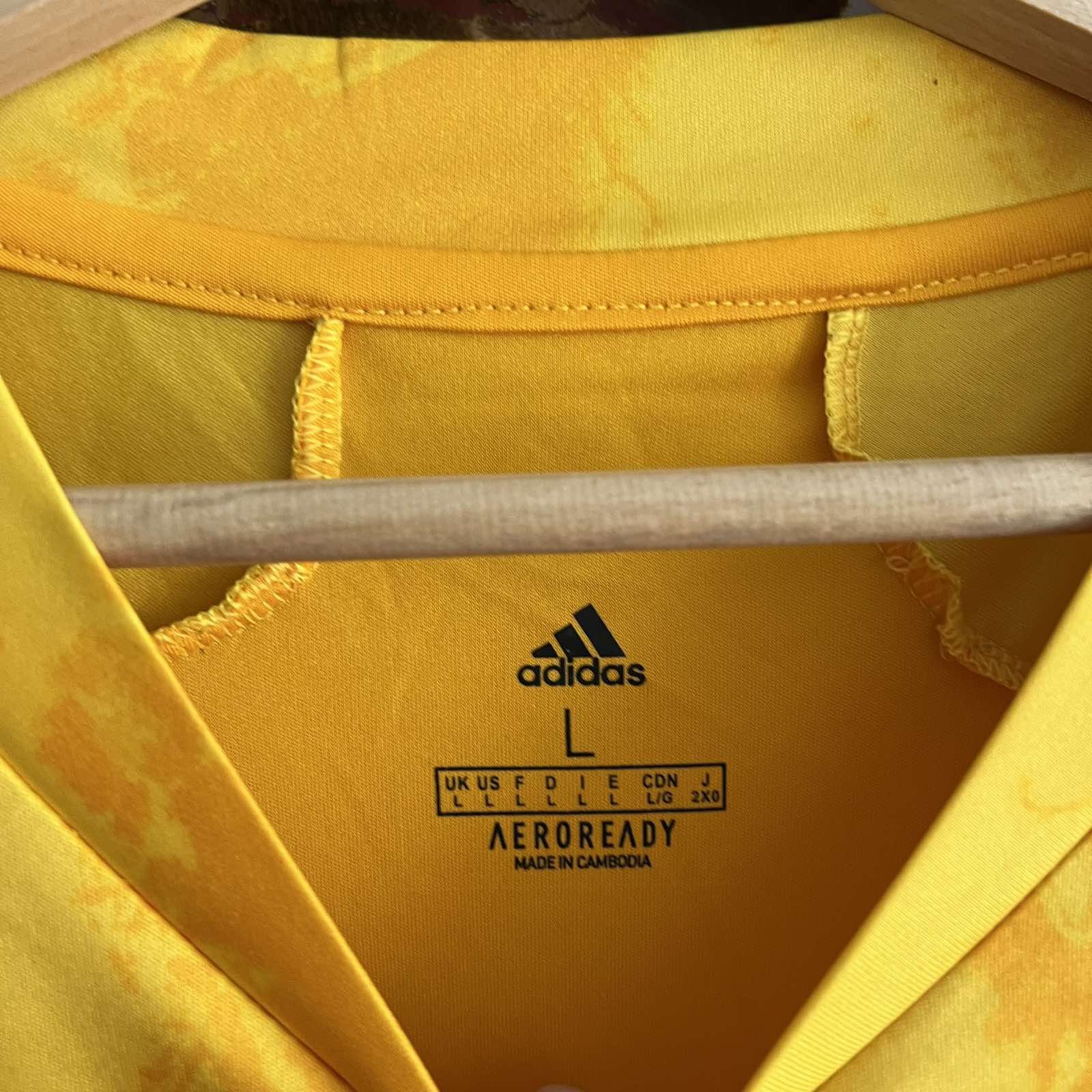 Adidas Adidas Wales 2021 Home Soccer Jersey Football Man Sz L Size US L / EU 52-54 / 3 - 5 Thumbnail