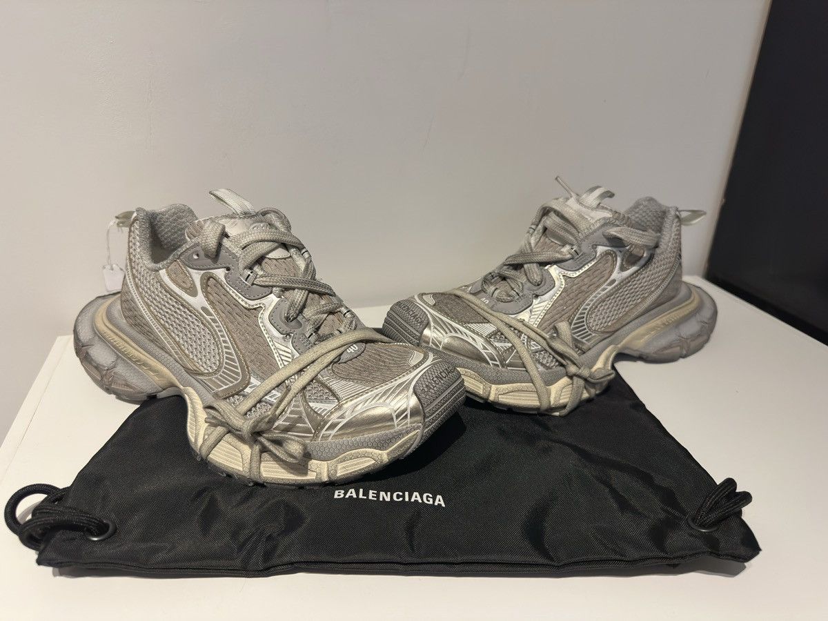Balenciaga Balenciaga 3xl Off White Size US 7 / EU 40 - 1 Thumbnail