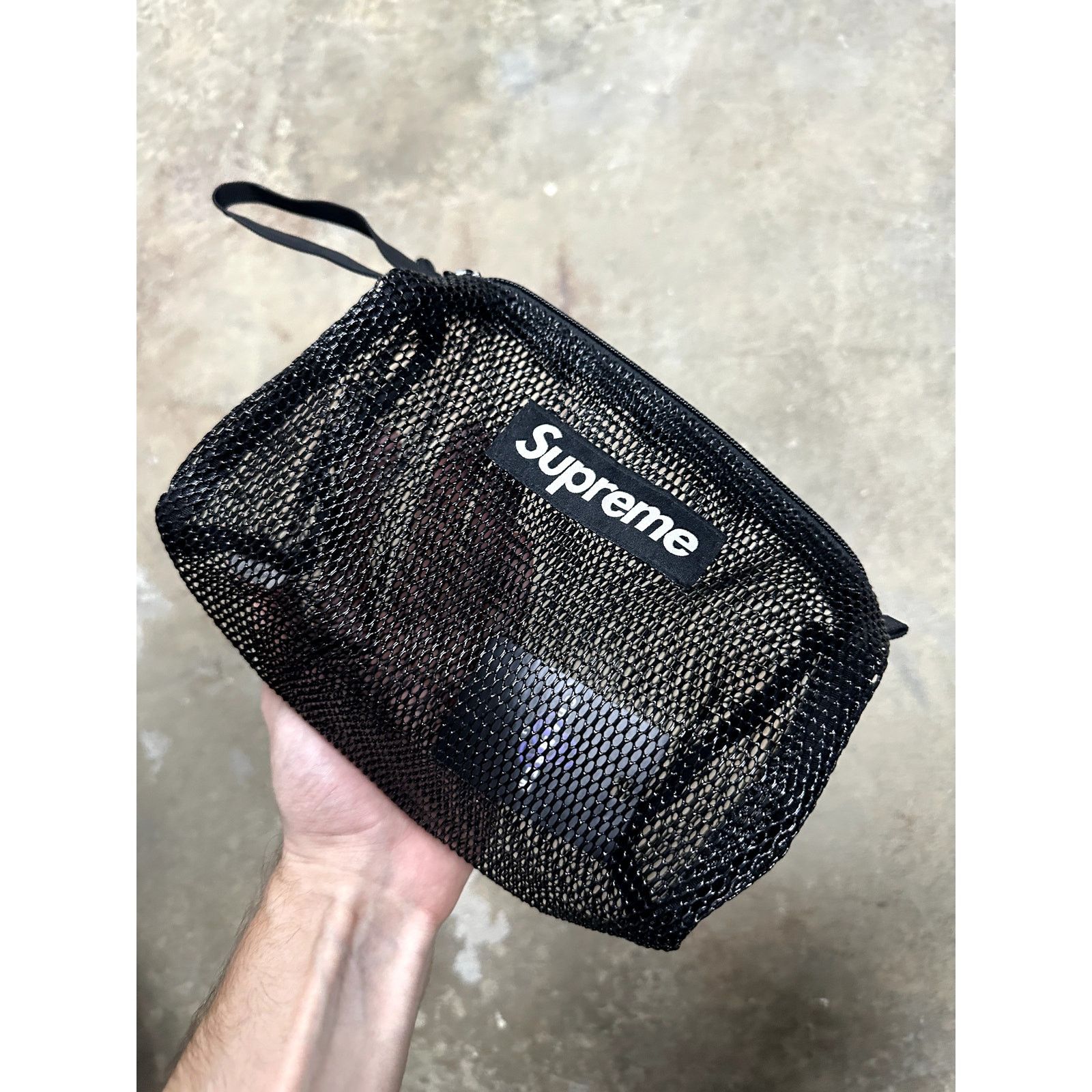 Supreme mesh bag online