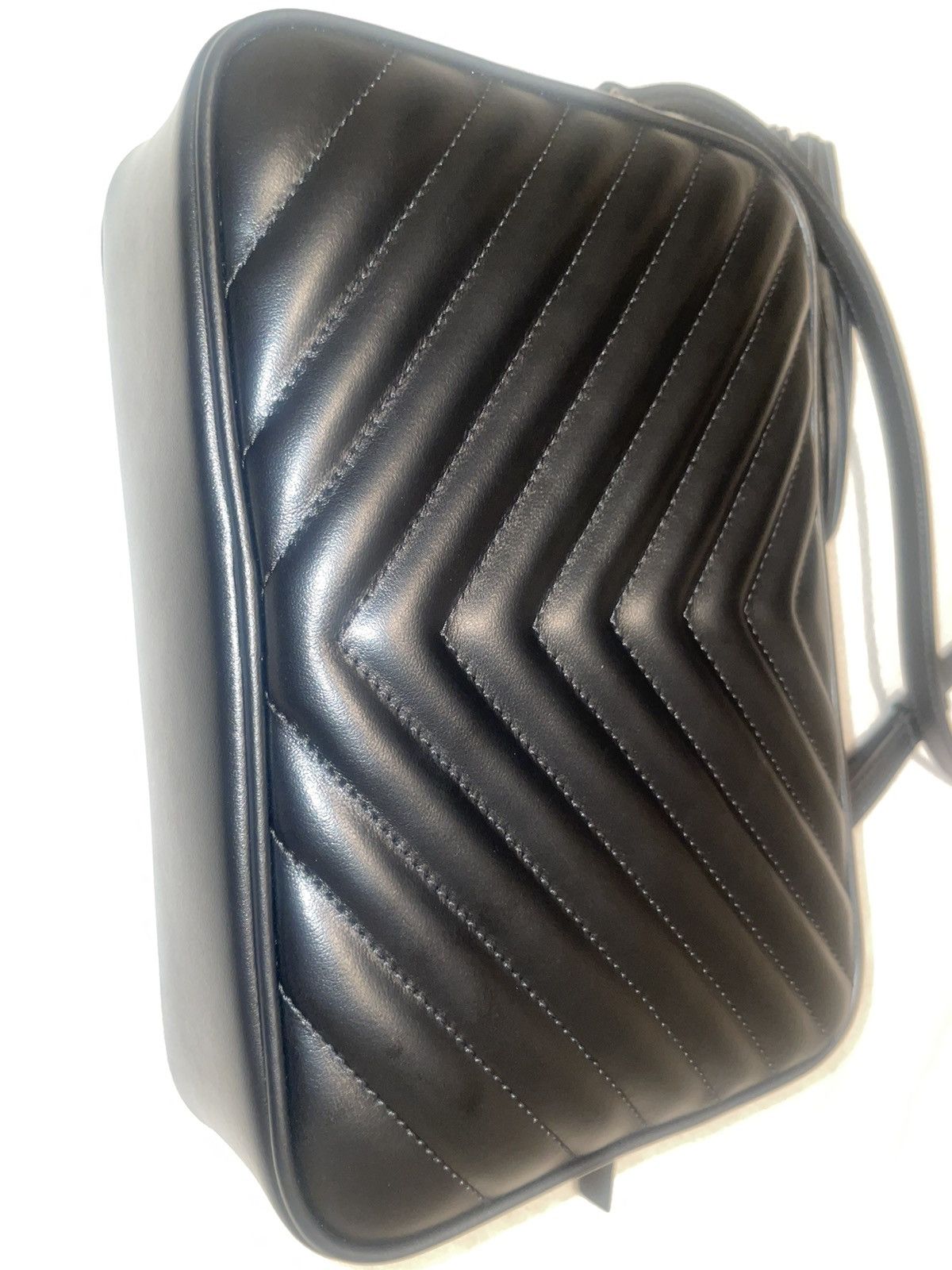 Yves Saint Laurent Lou Camera Bag Matelasse Chevron Leather Small Size ONE SIZE - 7 Thumbnail