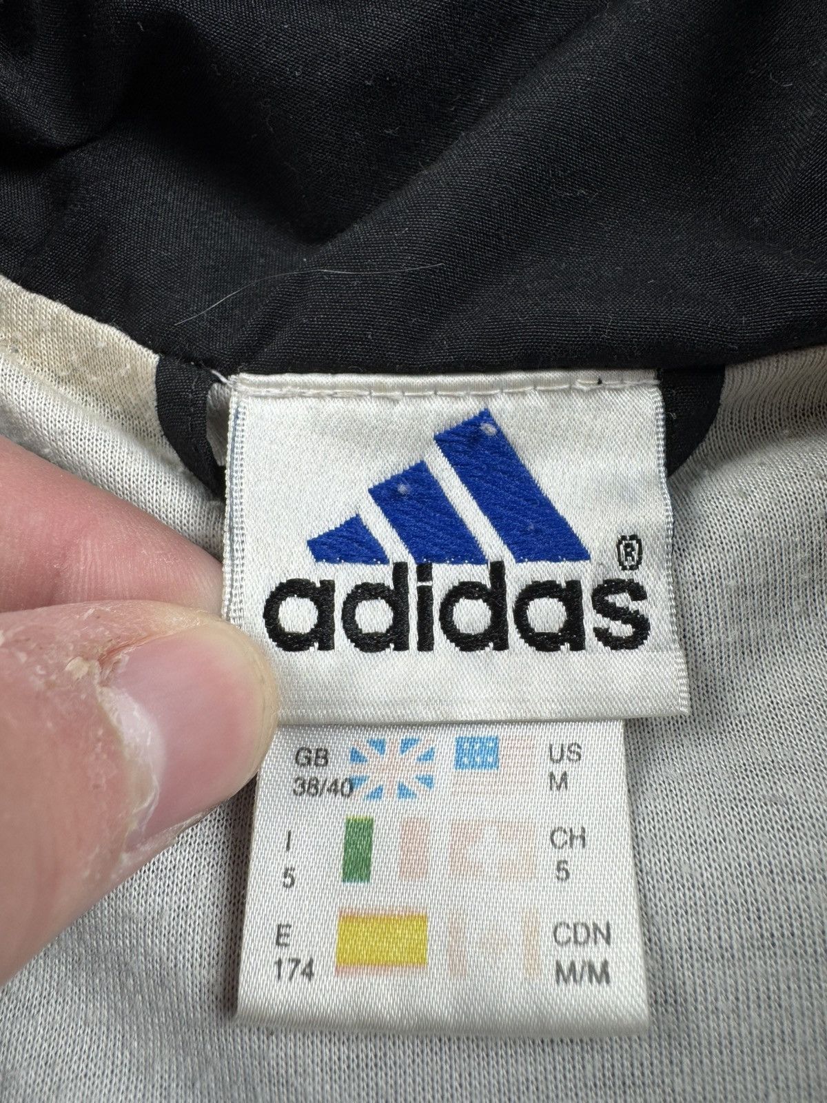 Adidas Vintage Adidas Original Y2K Retro Black Hype Logo Track Activewear Light Jacket Size US M / EU 48-50 / 2 - 10 Thumbnail
