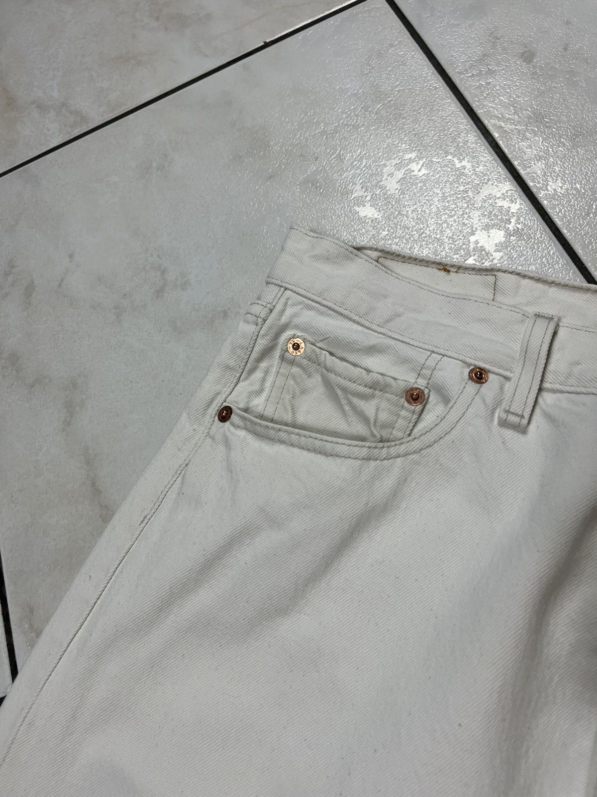 Levi's × Levi's Vintage Clothing × Vintage Vintage 501 90s Levi’s white denim jeans pants Size US 36 / EU 52 - 11 Thumbnail