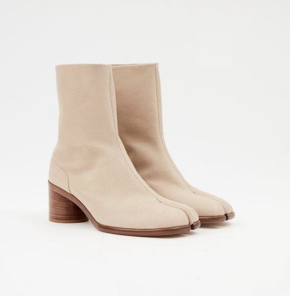 image of Maison Margiela O1W1Db10324 Boot In Almond Buff, Men's