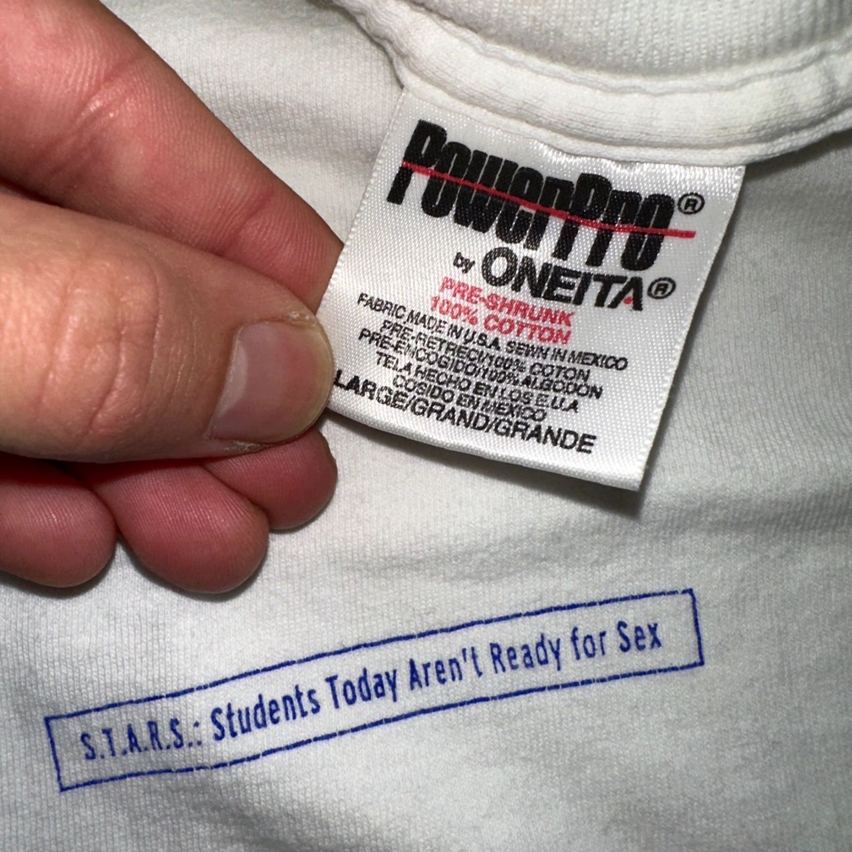 Vintage VINTAGE Oneita STARS T-Shirt Men's White Crew Neck Short Sleeve L Graphic Print 70s 80s 90s Vintage Theme Shirts Size US L / EU 52-54 / 3 - 2 Thumbnail