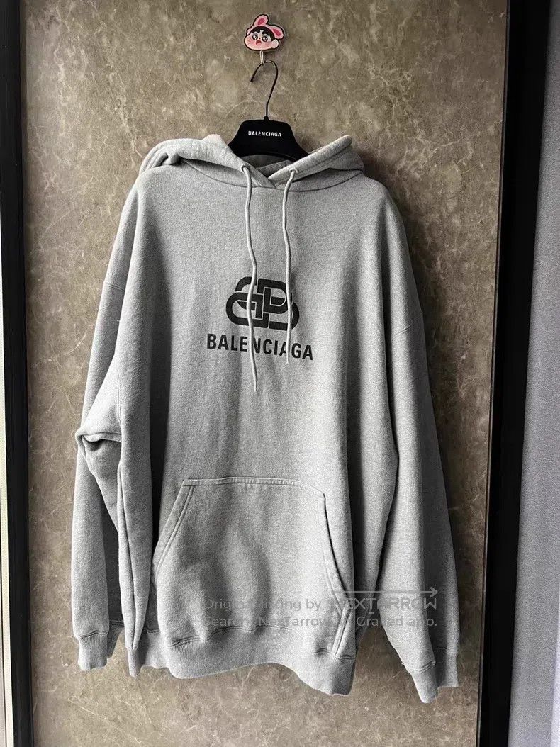 Balenciaga Balenciaga Buckle hooded sweatshirt M Size US M / EU 48-50 / 2 - 1 Thumbnail