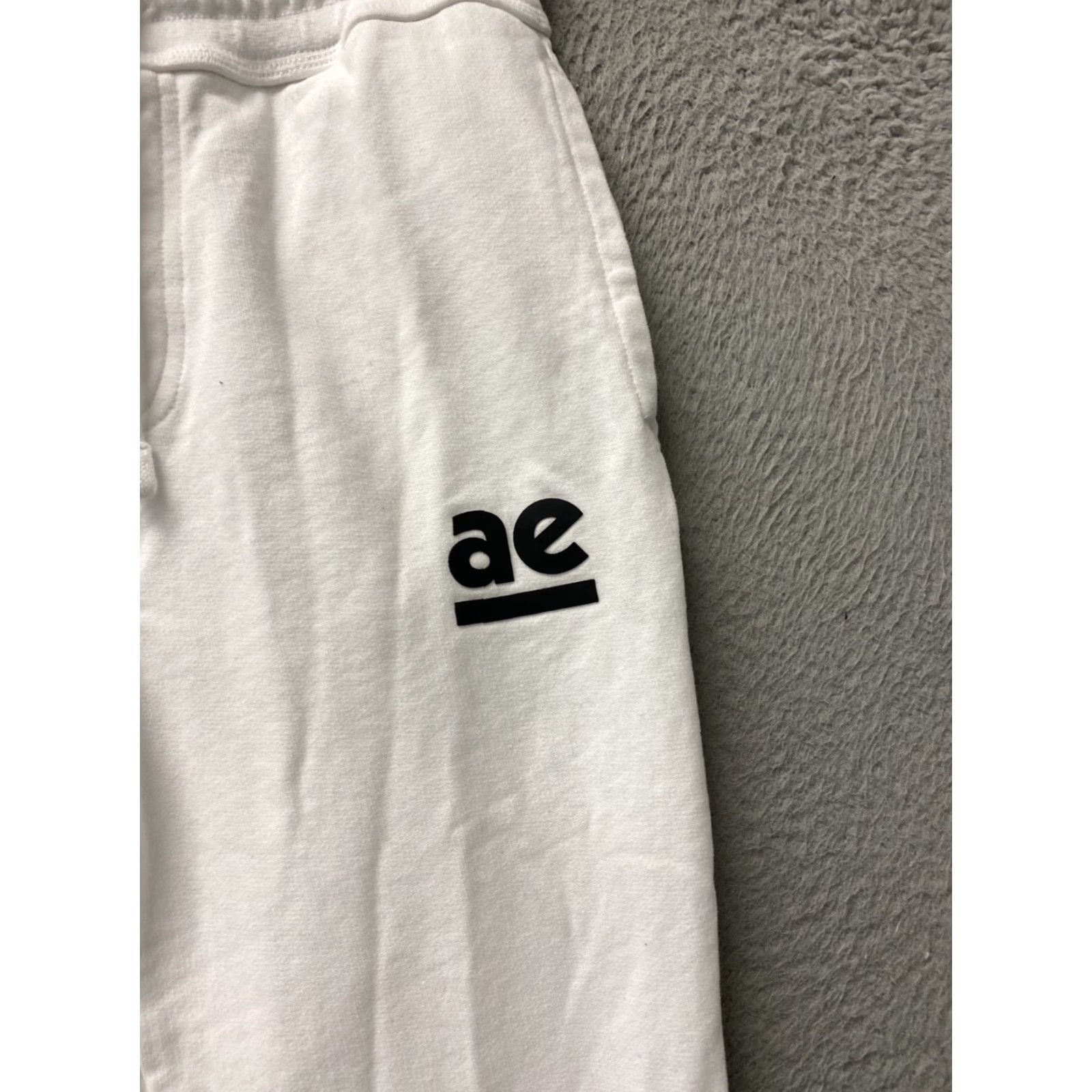 American Eagle Outfitters VINTAGE American Eagle Joggers Mens Size M White Slim Fit Activewear 90s Logo Size US 31 - 2 Thumbnail