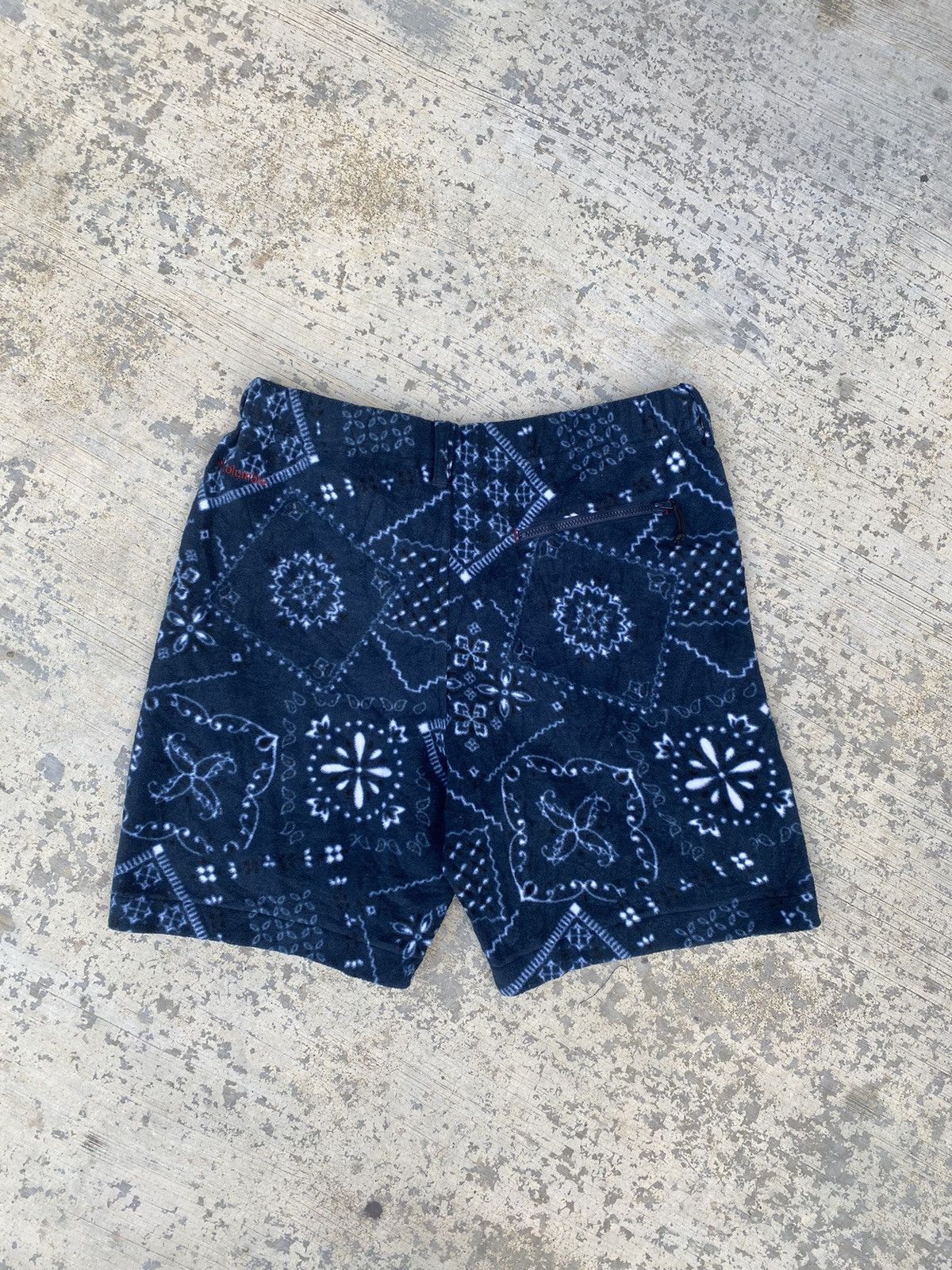 Columbia Columbia fleece shorts Size US 29 - 2 Thumbnail