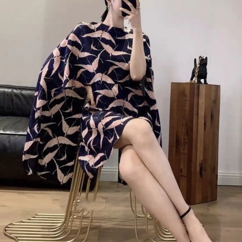 Valentino Valentino Silk Summer Dress with Bird Print 0089 Size S / US 4 / IT 40 - 1 Thumbnail