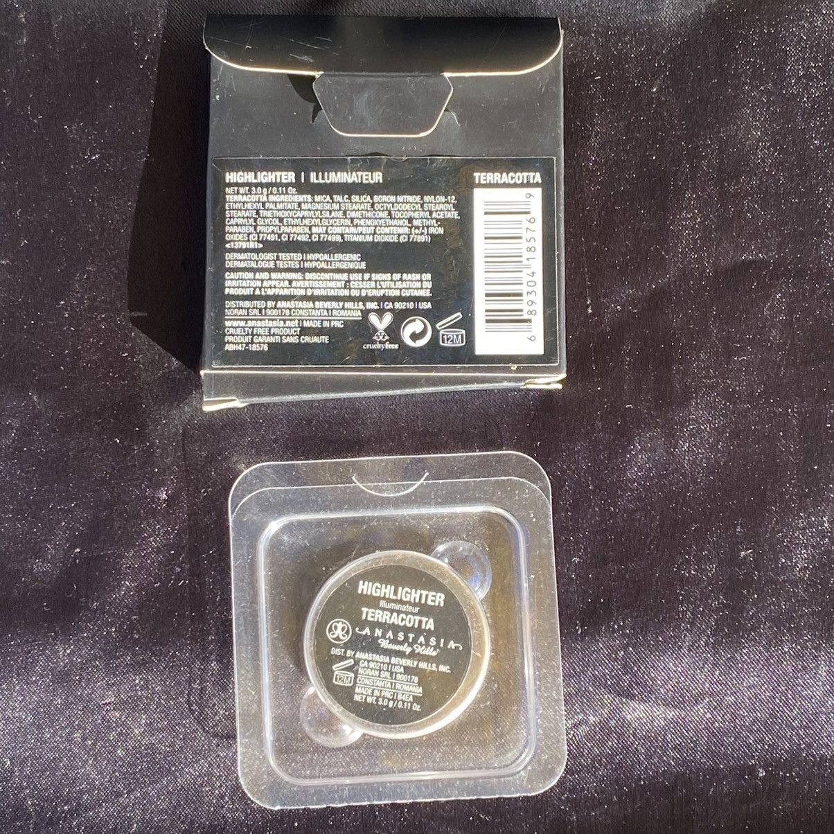 Other 🤎 NWT Anastasia Beverly Hills Terracotta Highlighter $22 🤎 Size ONE SIZE - 8 Thumbnail