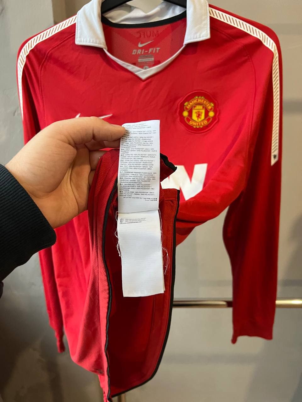 Nike 2010/11 MANCHESTER UNITED #7 HOME SOCCER JERSEY SHIRT NIKE L Size US L / EU 52-54 / 3 - 10 Thumbnail