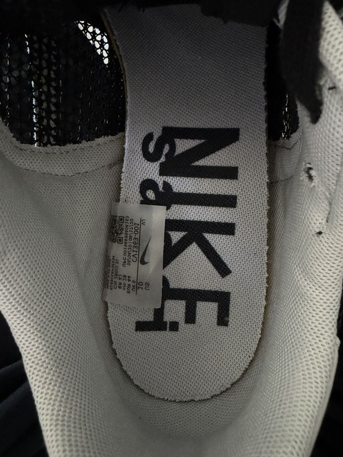 Nike × Sacai Nike Vaporwaffle Sacai Black White Size US 10 / EU 43 - 13 Thumbnail