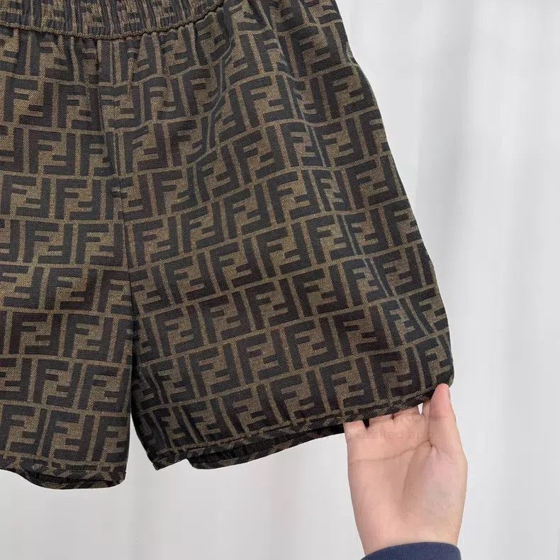 Fendi Fendi Monogrammed Full Print Short Pants Size 27" / US 4 / IT 40 - 4 Thumbnail