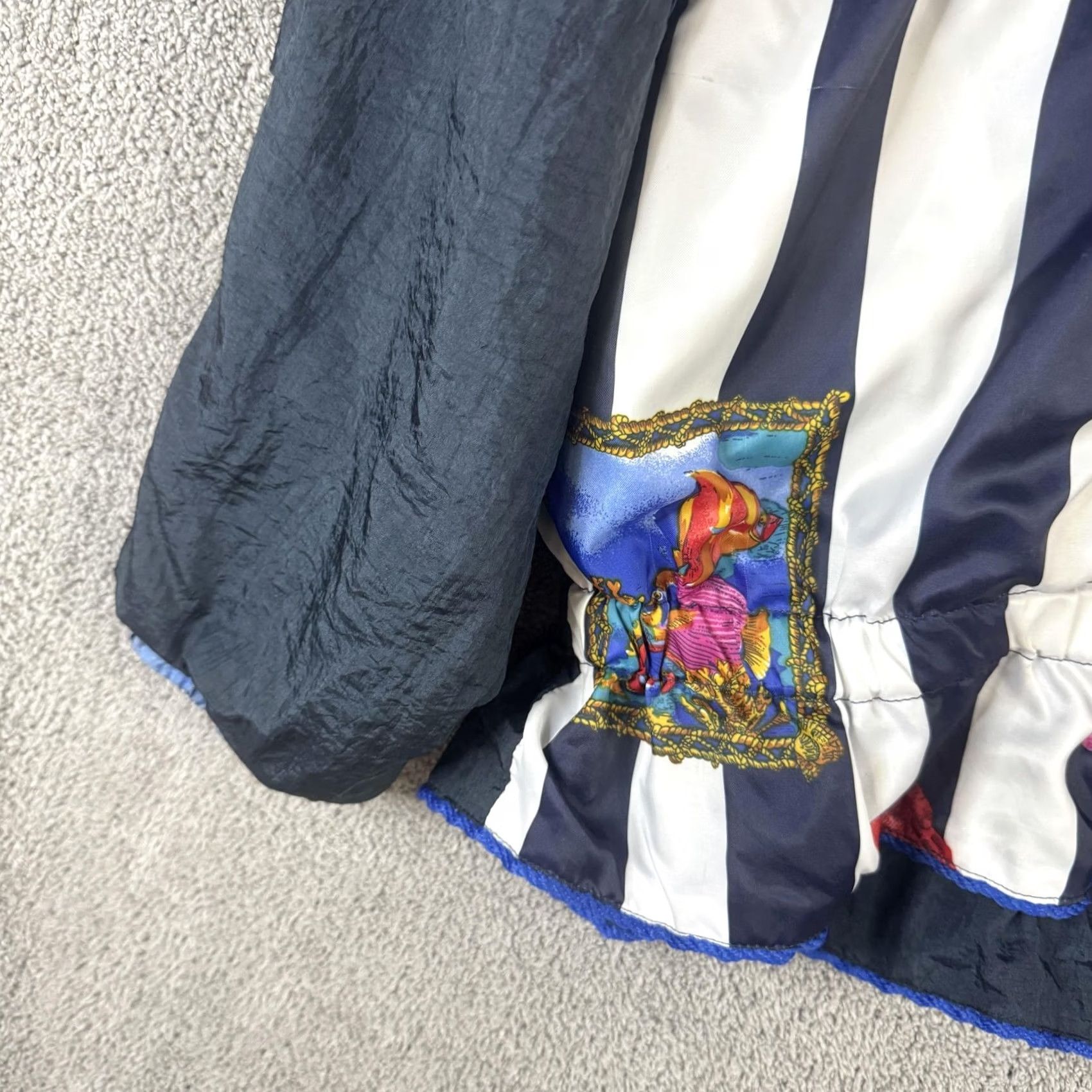 Vintage VINTAGE RZR Original Jacket Womens L Blue Seashell Full Zip Windbreaker Size L / US 10 / IT 46 - 2 Thumbnail