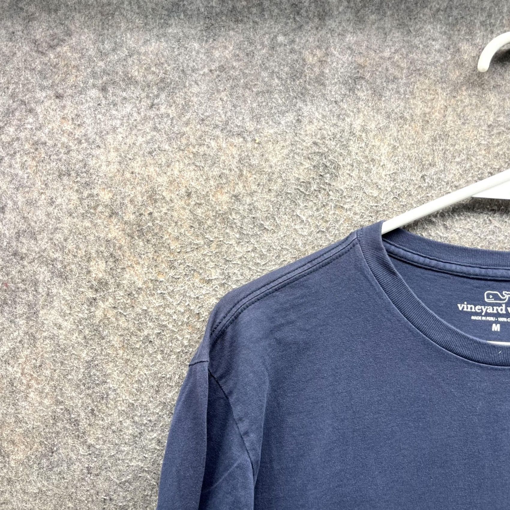 Vineyard Vines VINEYARD VINES Shirt Mens M Blue Long Sleeve NYC Pocket Graphic Tee Tagless Size US M / EU 48-50 / 2 - 7 Thumbnail