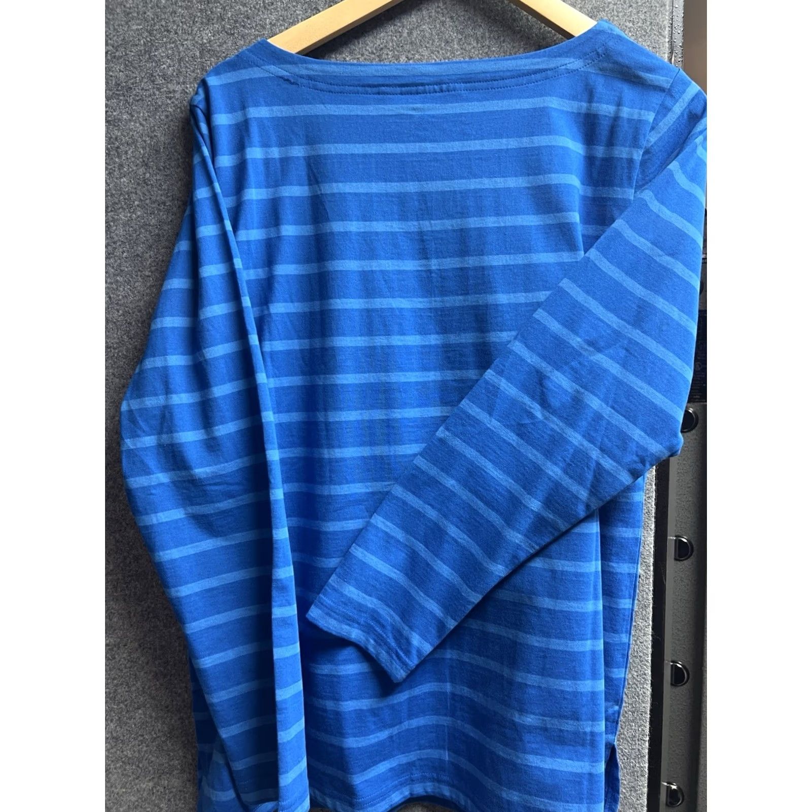 Bob Mackie Bob Mackie Sequin Embroidered Top T-Shirt Blue M Women's NWT Size M / US 6-8 / IT 42-44 - 8 Thumbnail