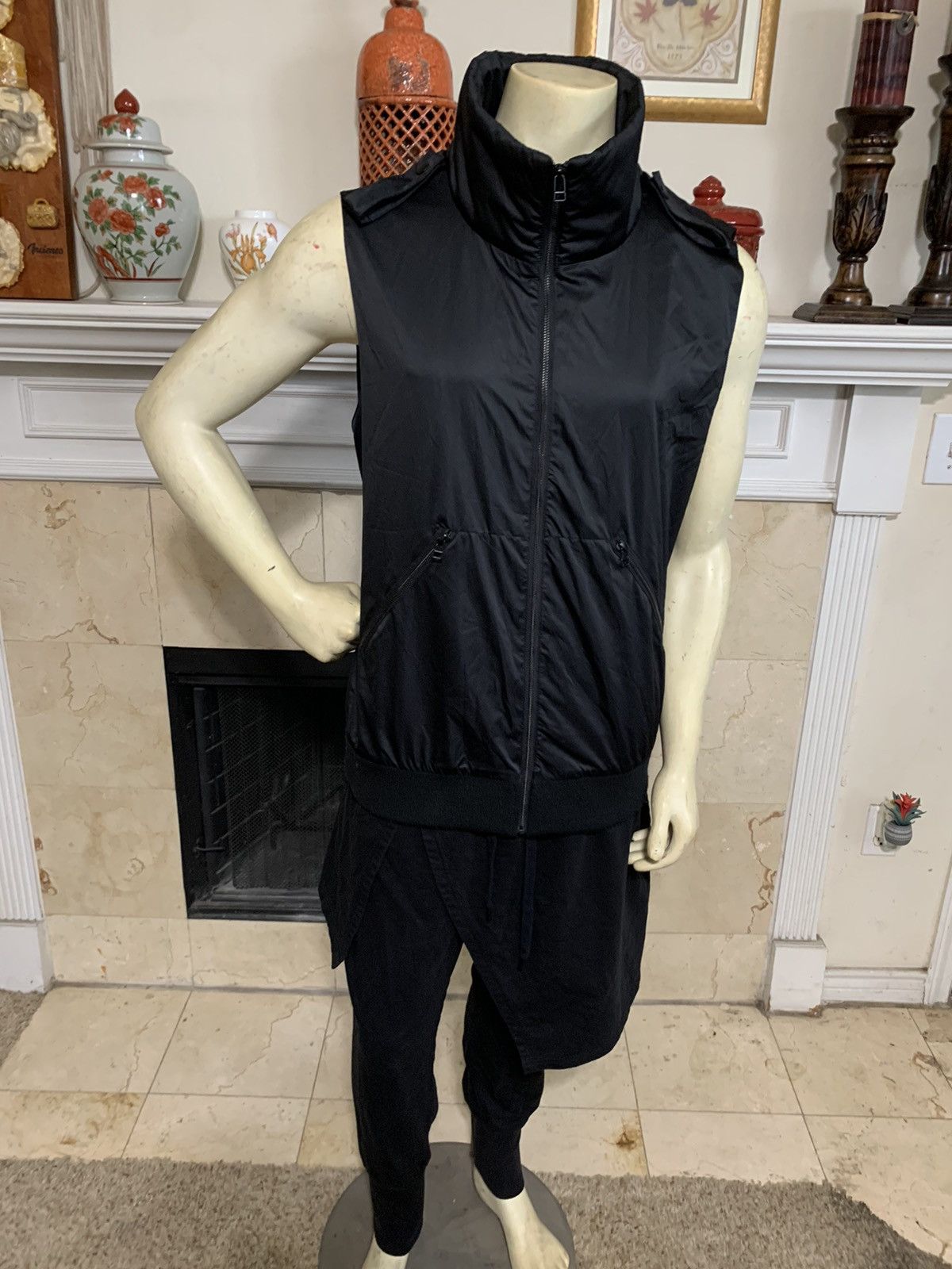 Trendiano Zippered Fashion Vest Size US XL / EU 56 / 4 - 2 Thumbnail