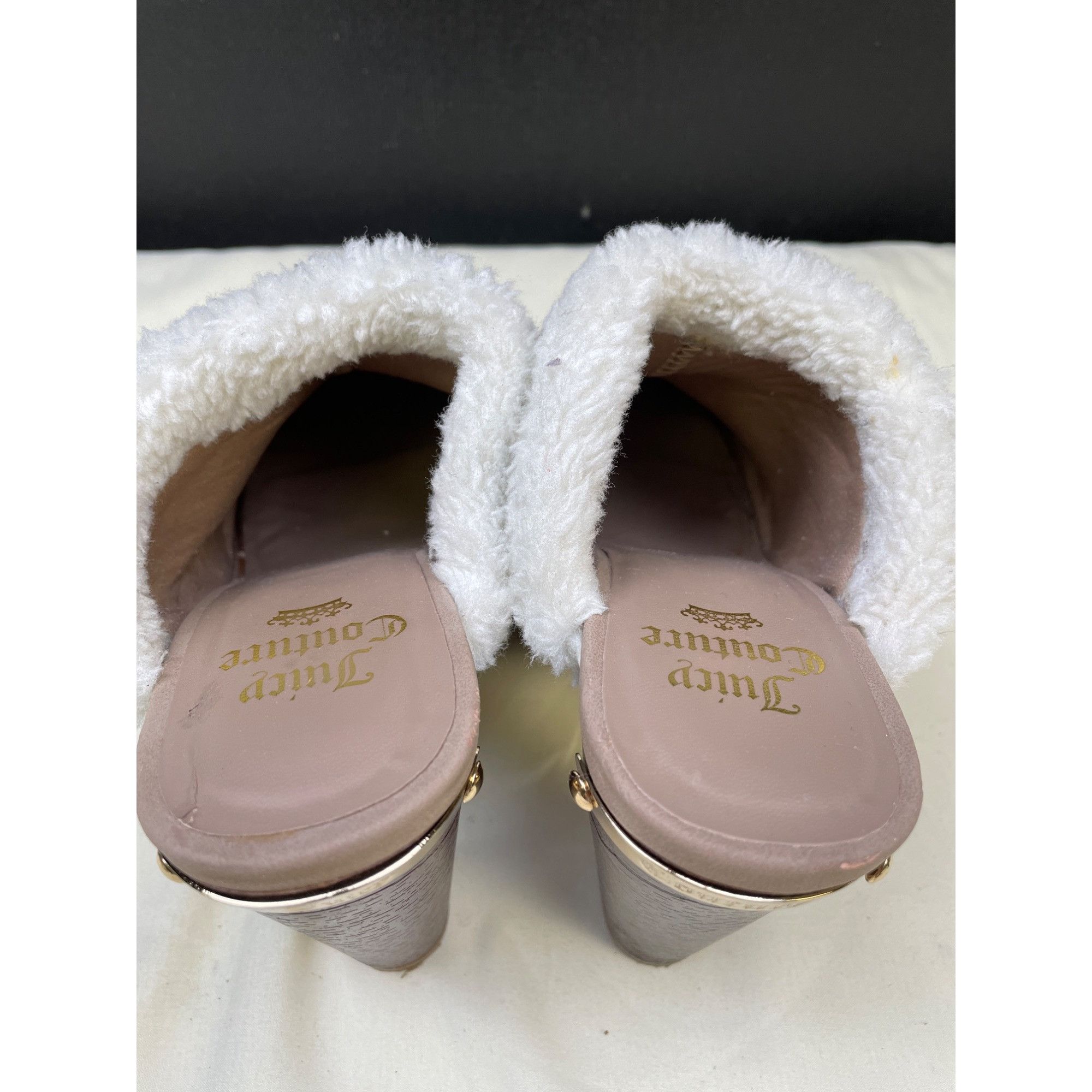Juicy Couture Juicy Couture Women's Tan Faux Fur Shoes/ Clogs Heels 4.5" S Size US 7 / IT 37 - 6 Thumbnail