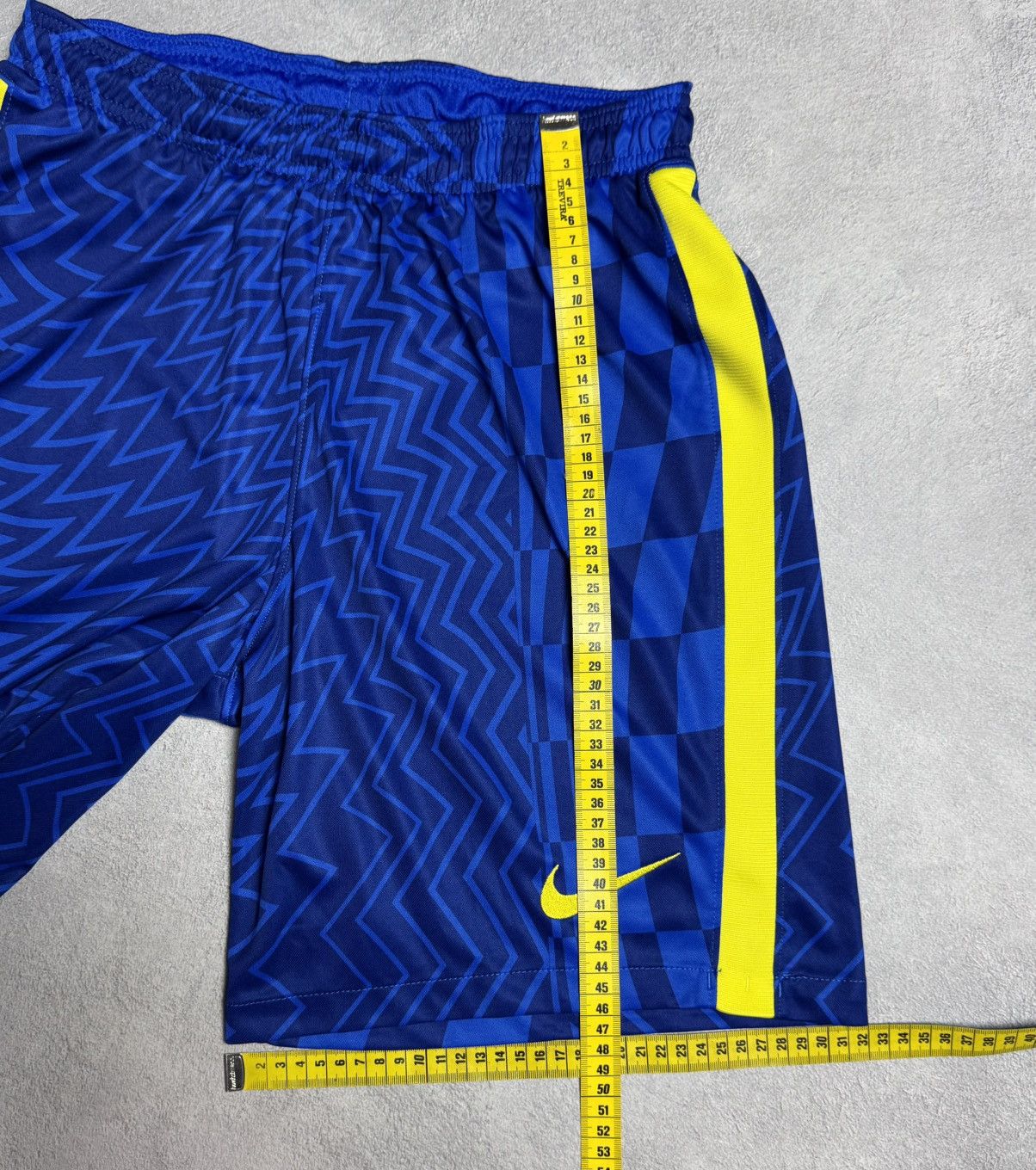 Other Chelsea 2021 2022 Home Football Soccer Shorts Nike Size US 34 / EU 50 - 14 Thumbnail